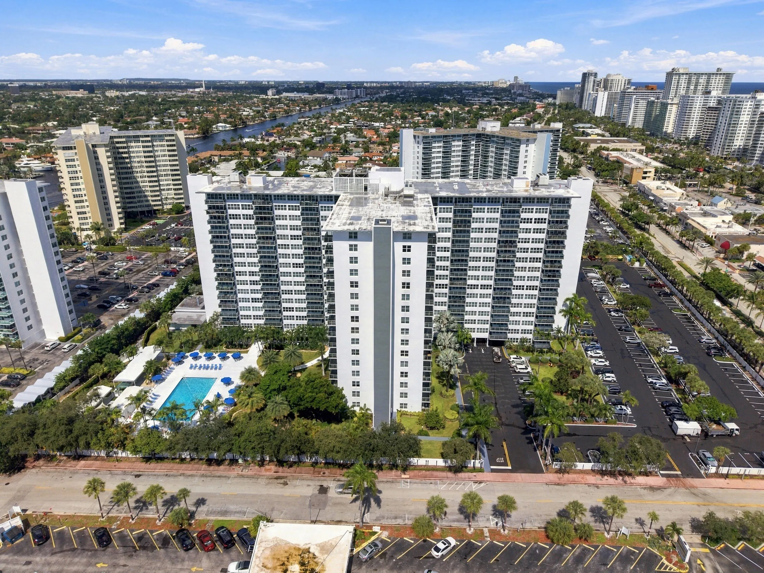 3333 NE 34th Street #1120