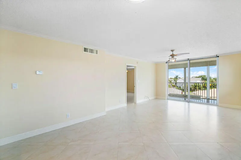 750 NE SPANISH RIVER #4100