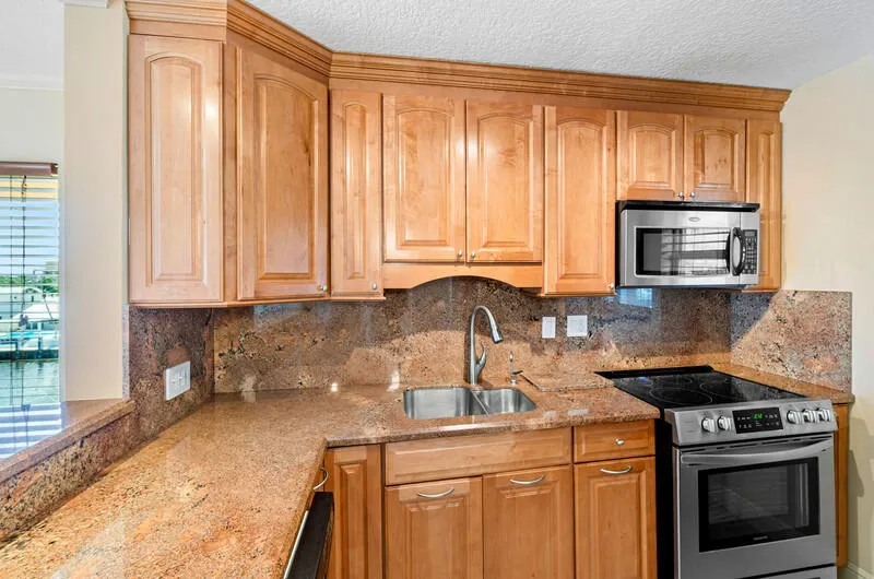 750 NE SPANISH RIVER #4100