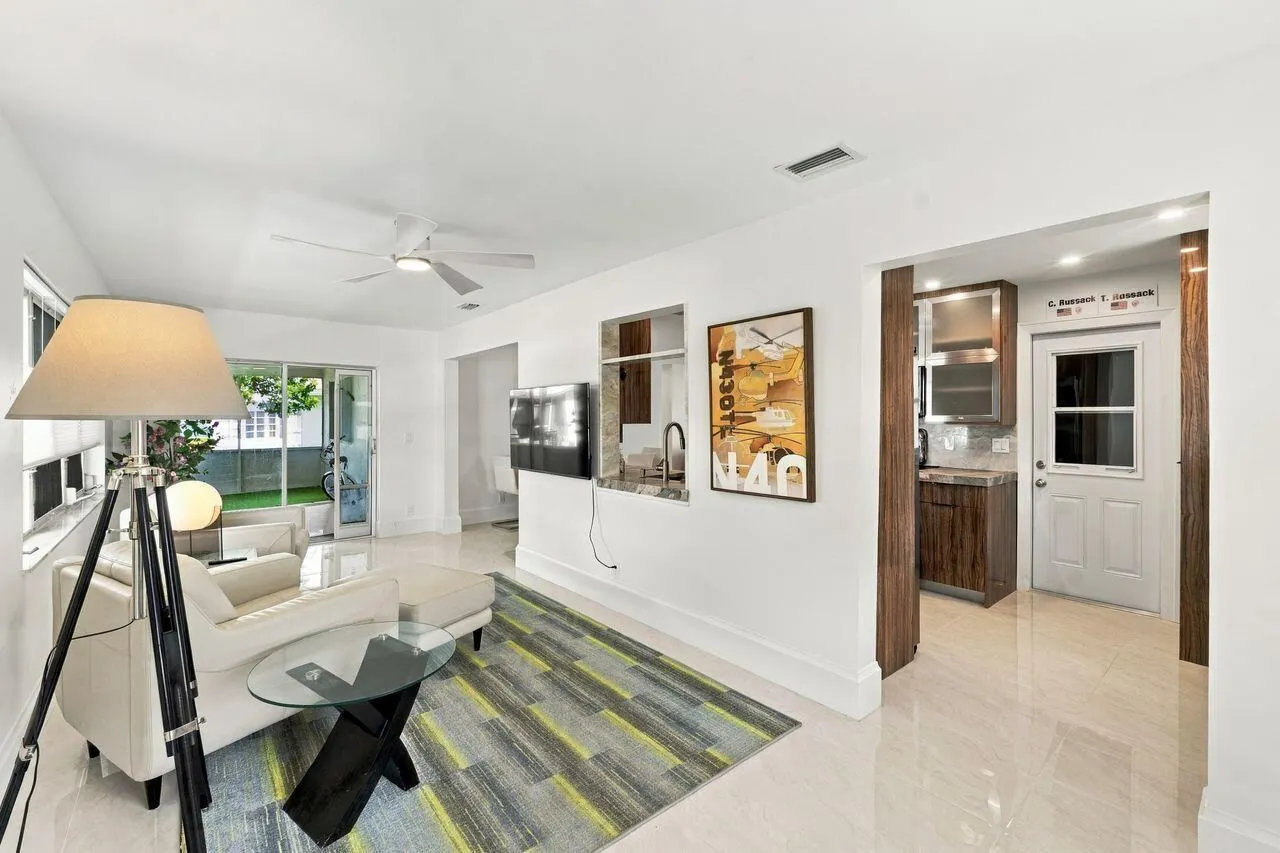 2021 SW 18TH Drive