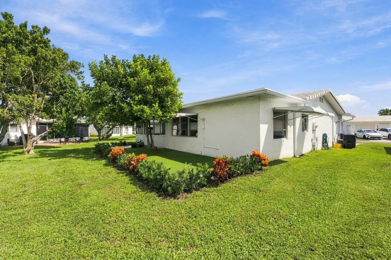 2021 SW 18TH Drive