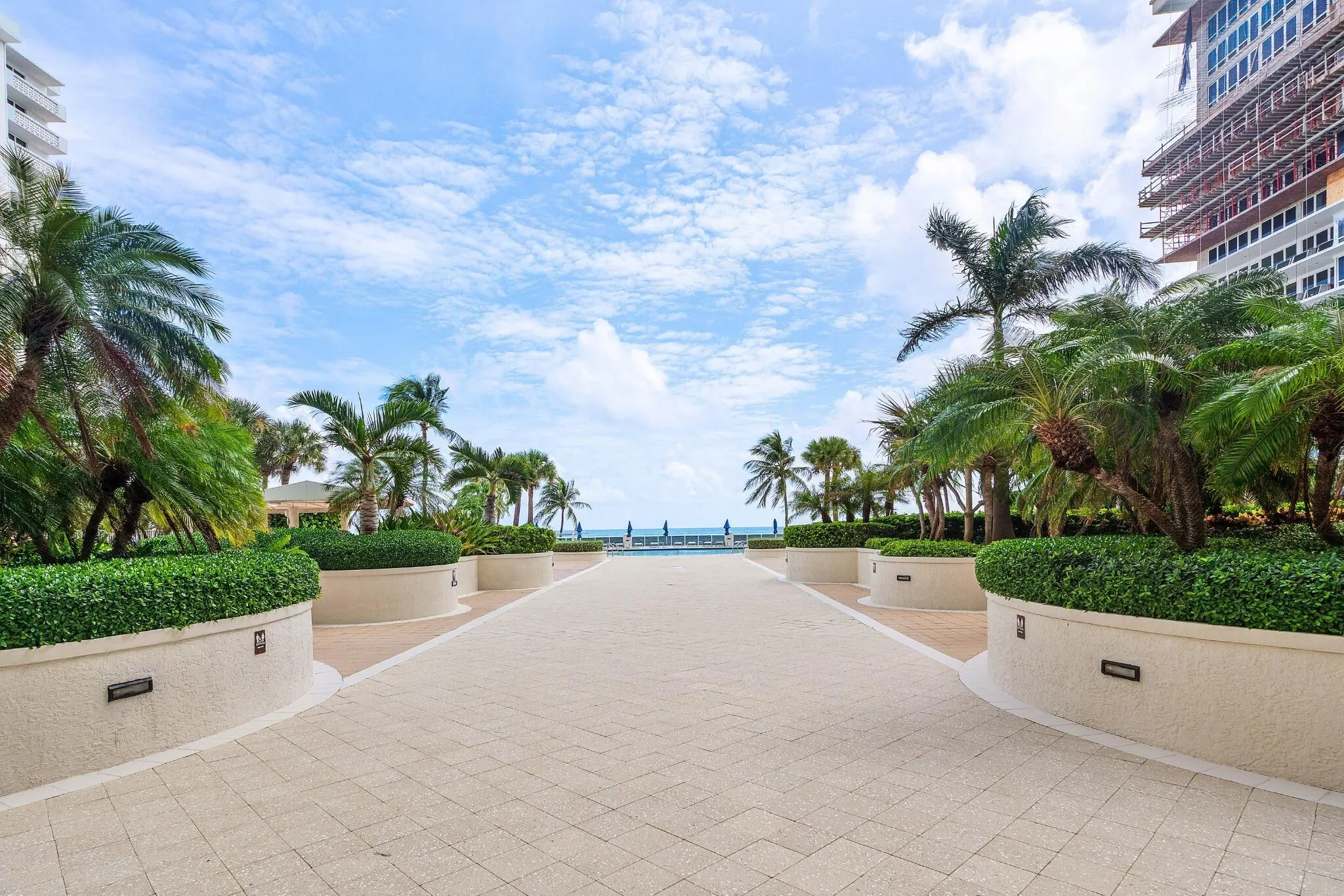4240 Galt Ocean Drive #2402