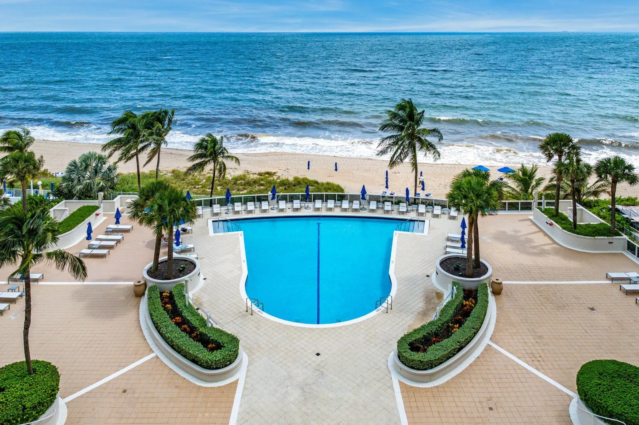 4240 Galt Ocean Drive #2402