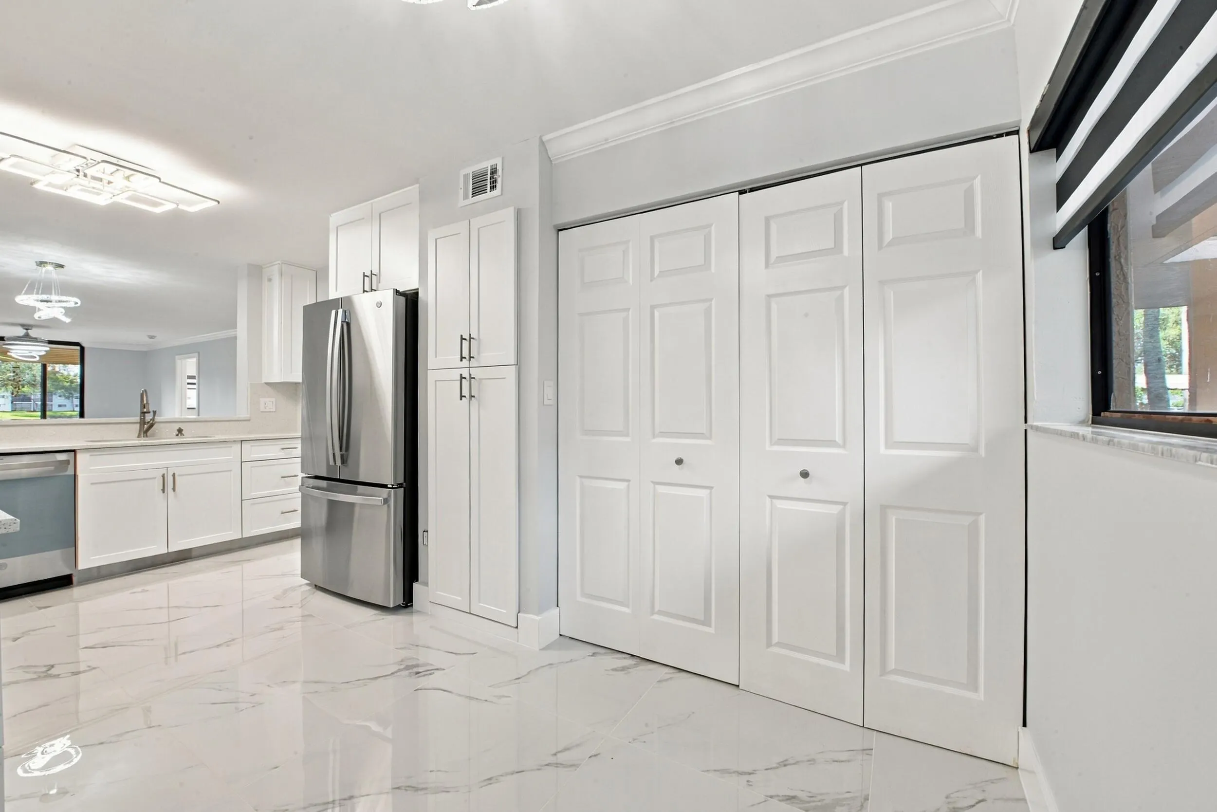 15324 LAKES OF DELRAY Boulevard #105