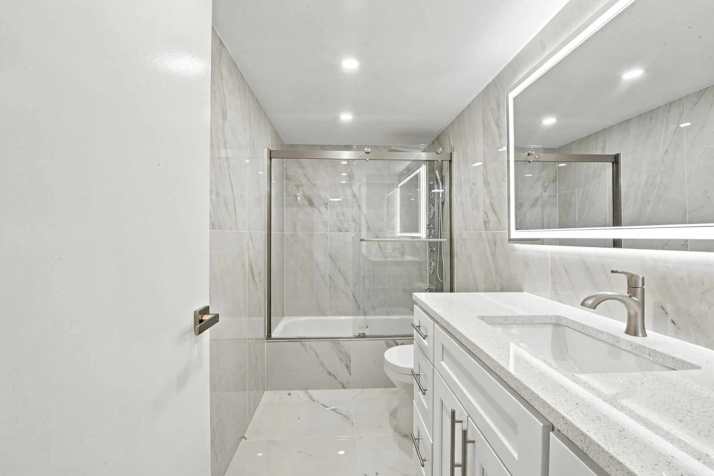 15324 LAKES OF DELRAY Boulevard #105