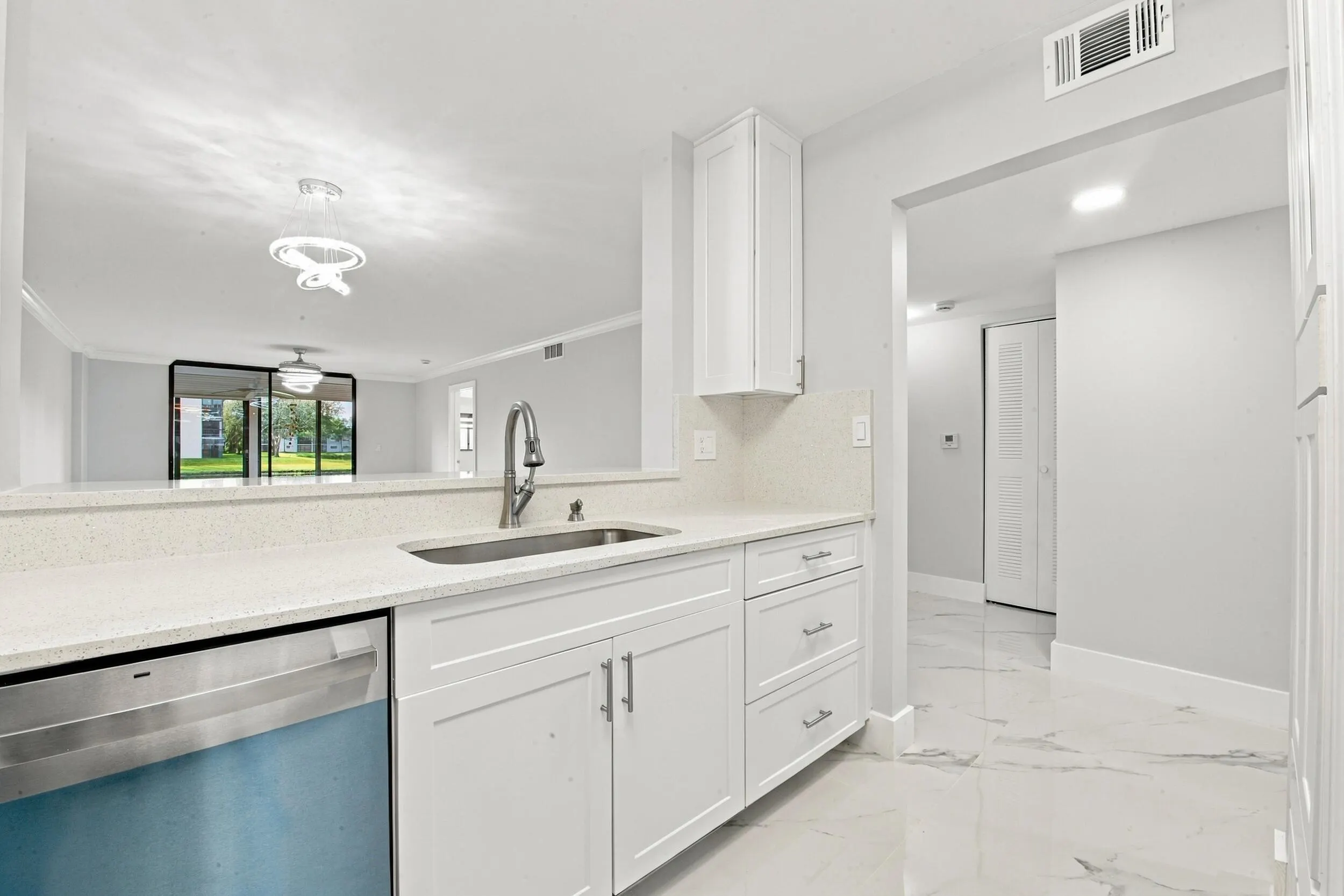 15324 LAKES OF DELRAY Boulevard #105