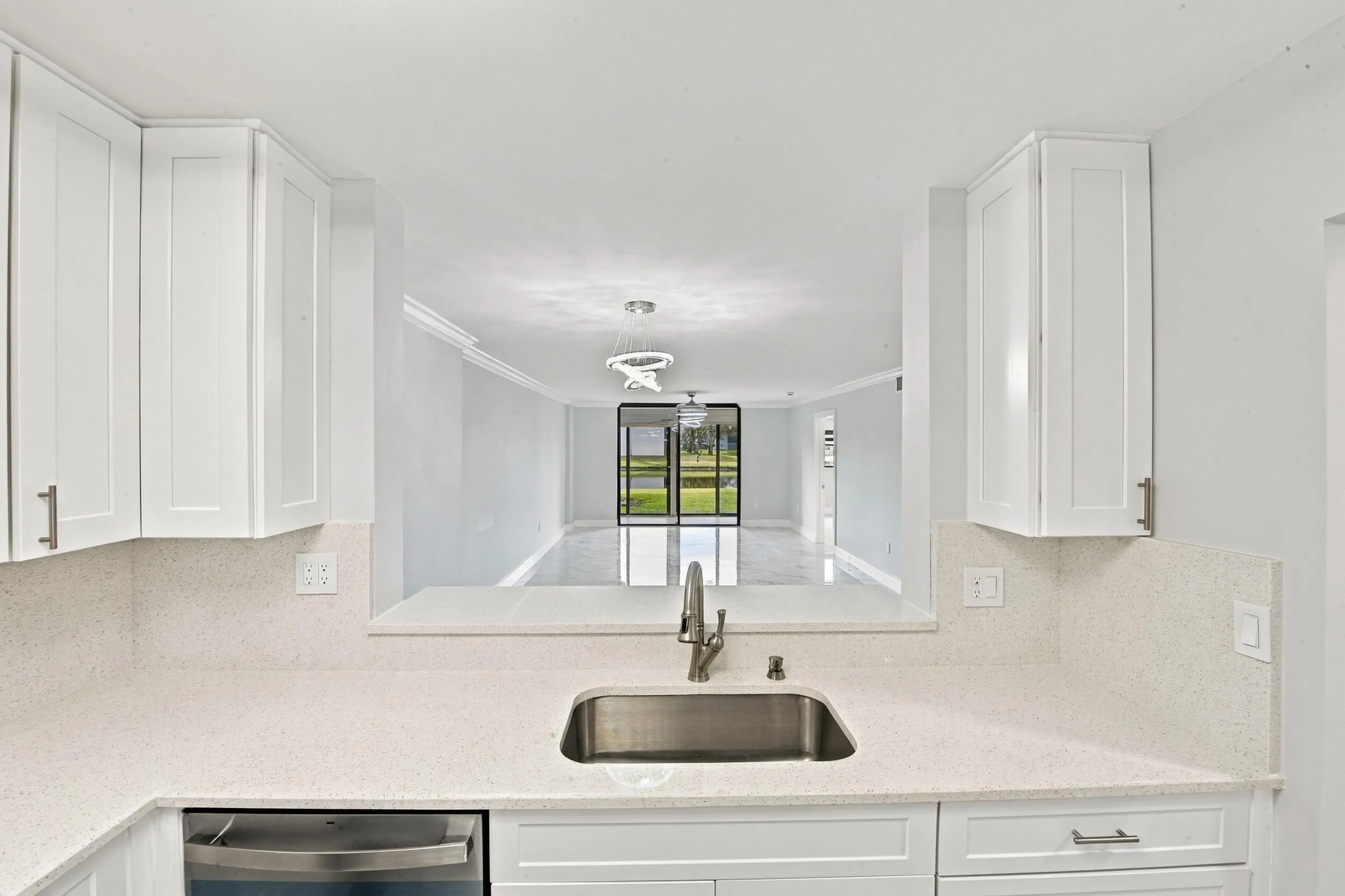 15324 LAKES OF DELRAY Boulevard #105