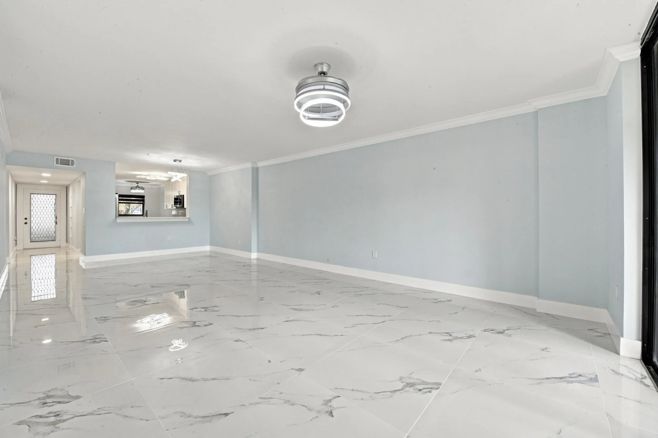 15324 LAKES OF DELRAY Boulevard #105