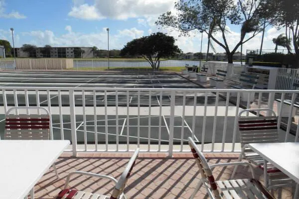 15324 LAKES OF DELRAY Boulevard #105