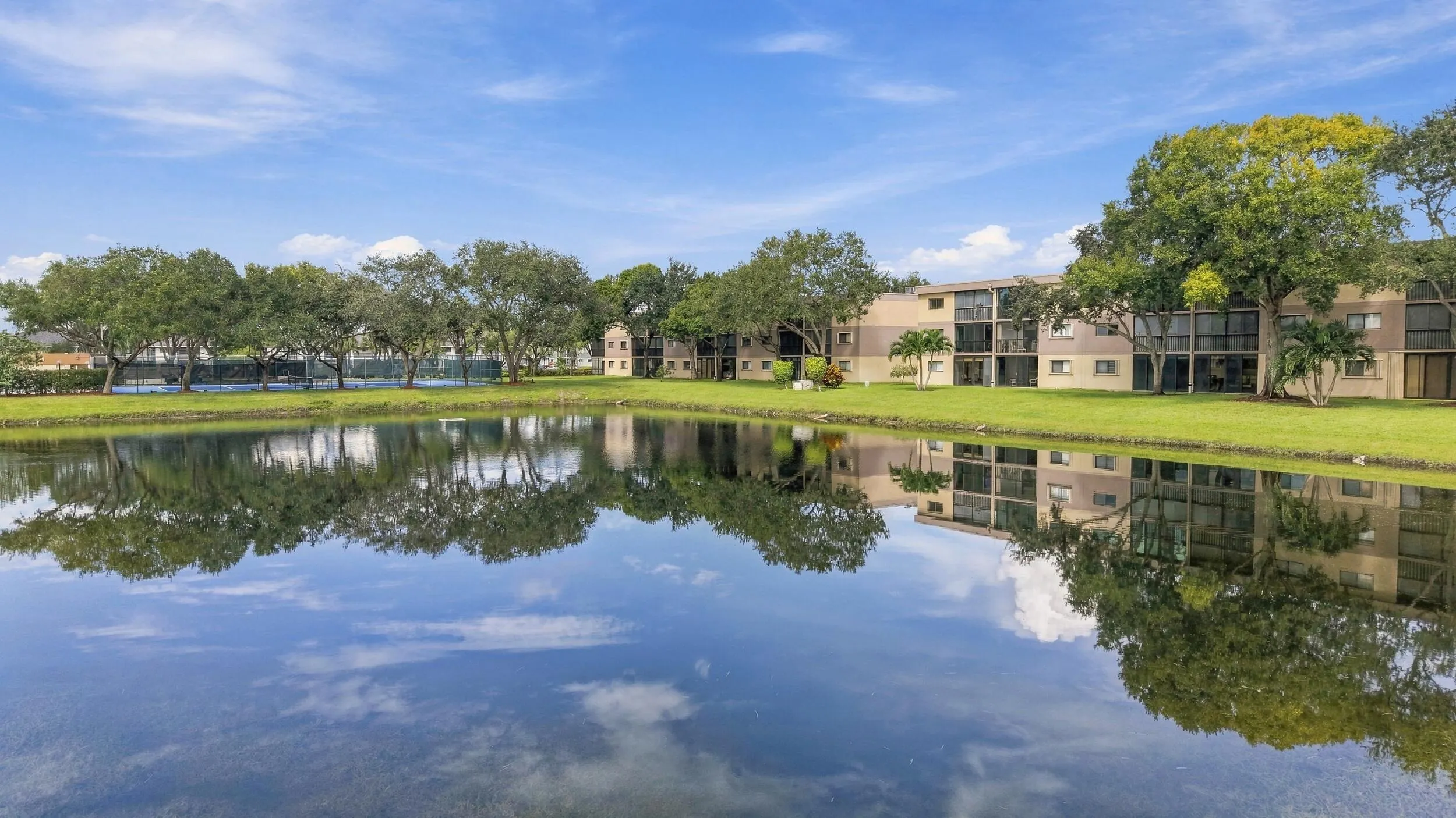 15324 LAKES OF DELRAY Boulevard #105