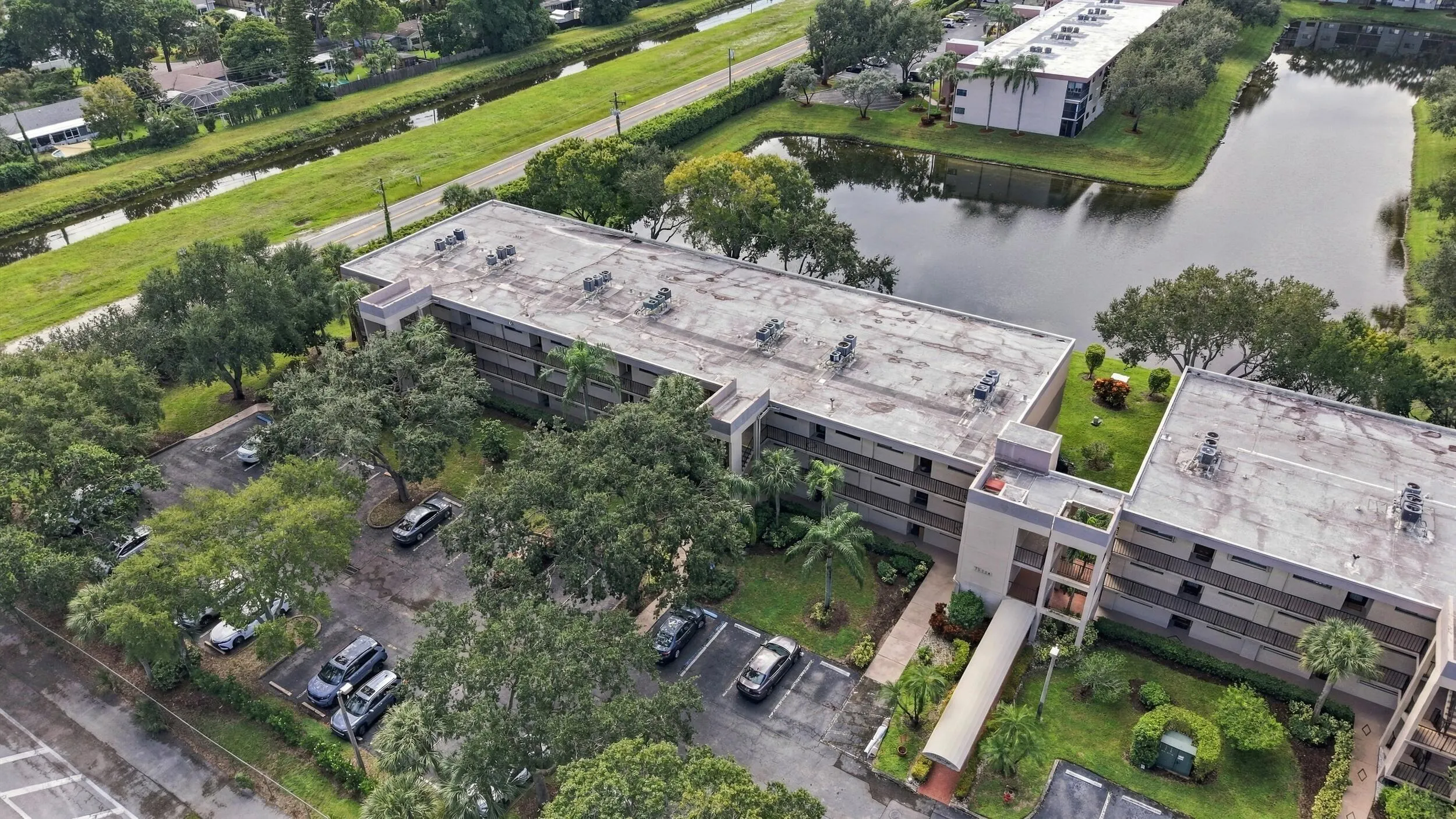 15324 LAKES OF DELRAY Boulevard #105