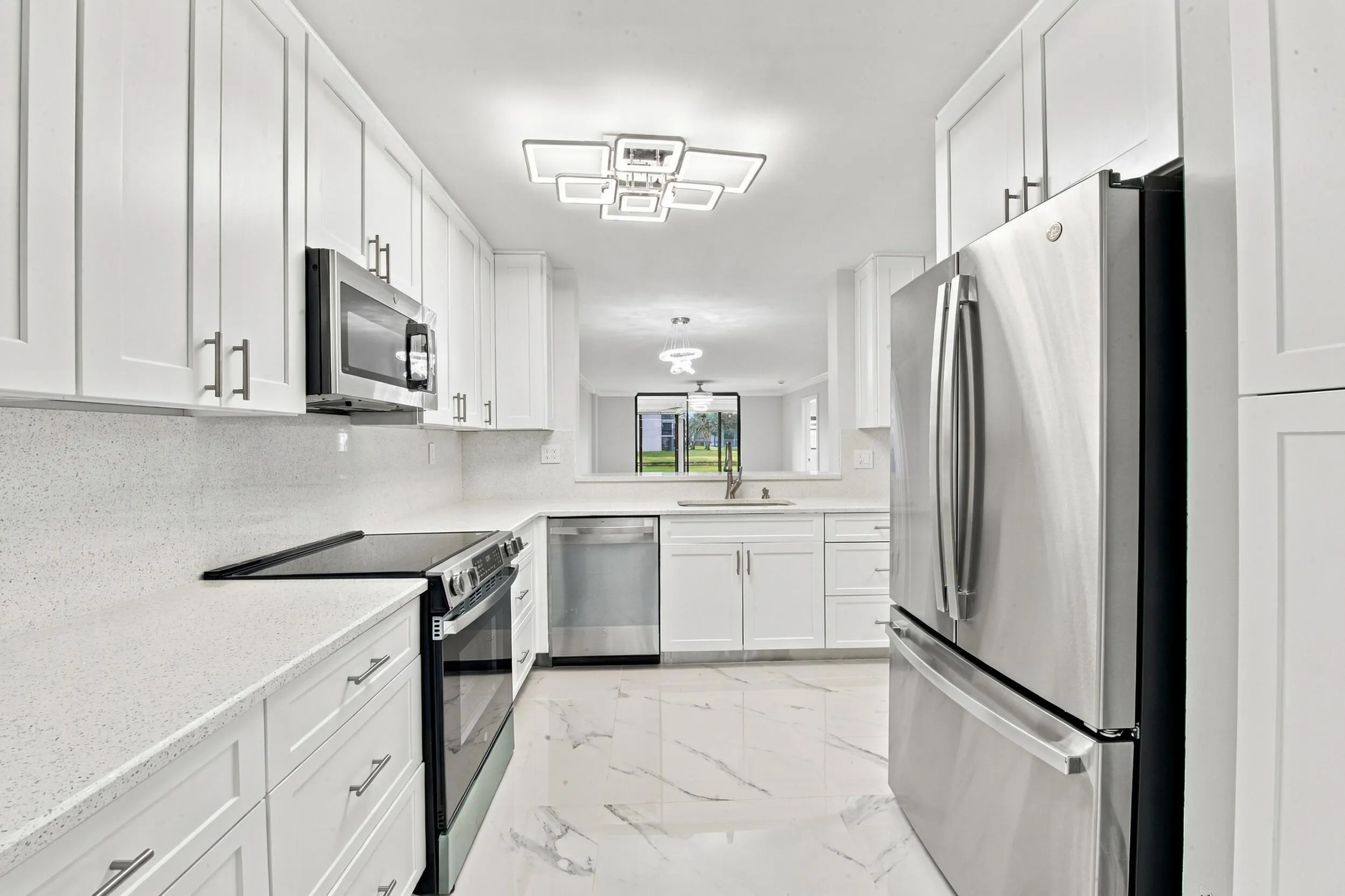 15324 LAKES OF DELRAY Boulevard #105