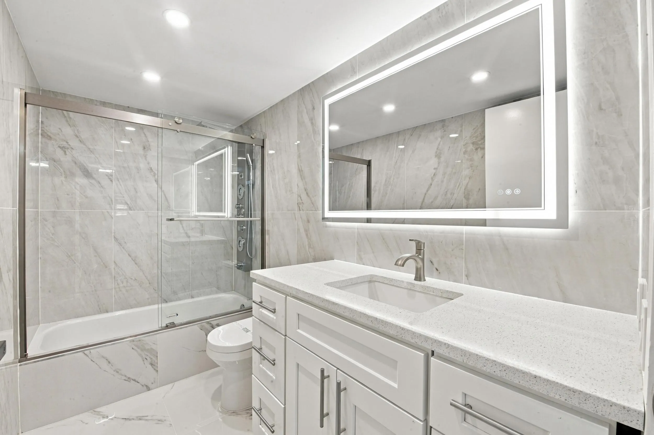 15324 LAKES OF DELRAY Boulevard #105