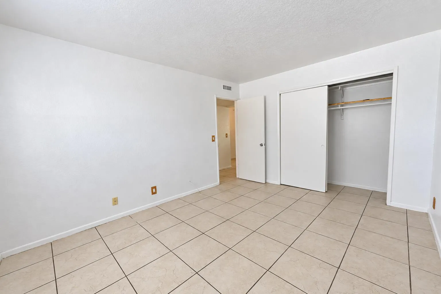 240 Croton Avenue #109