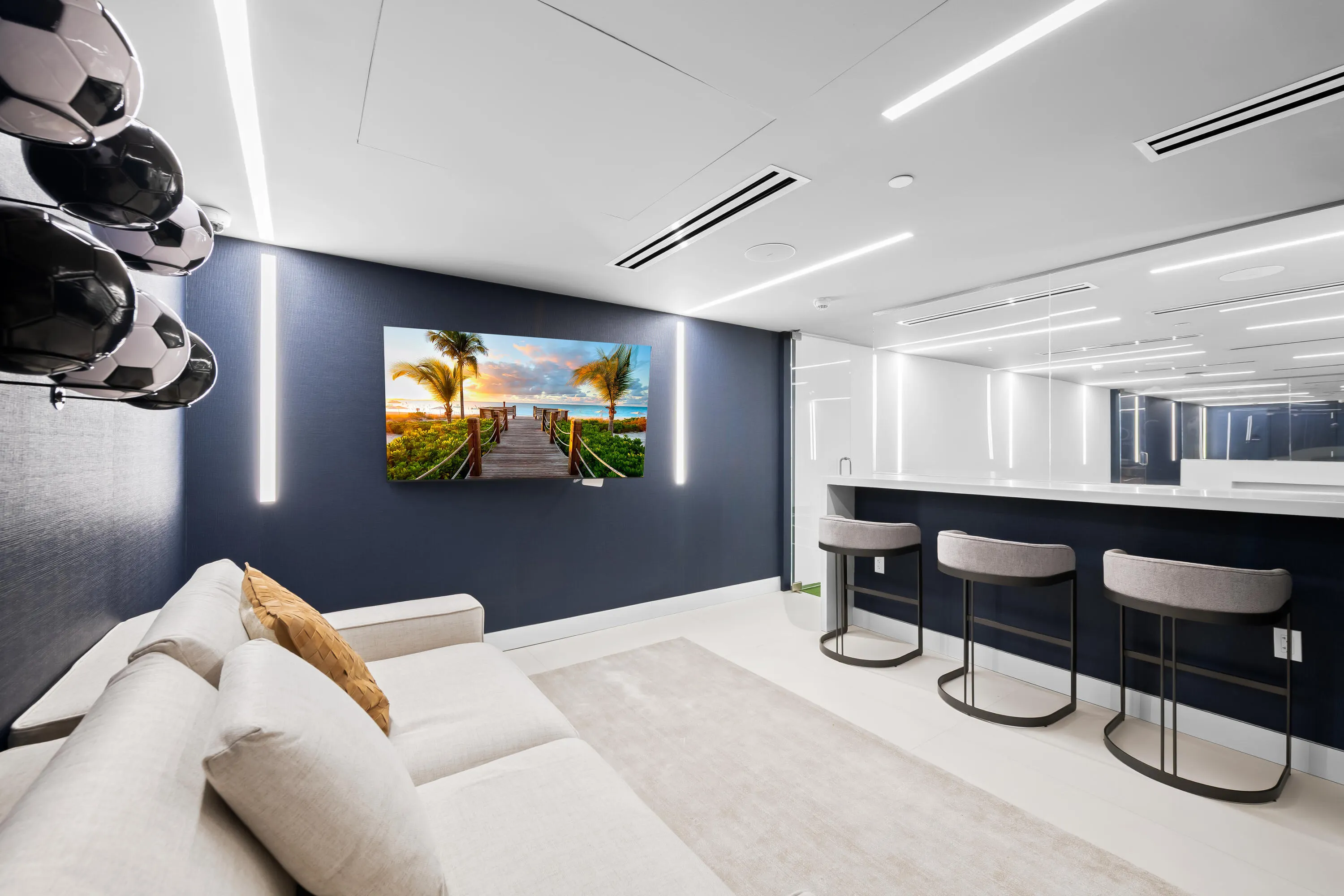1170 E Hallandale Beach Boulevard #1401