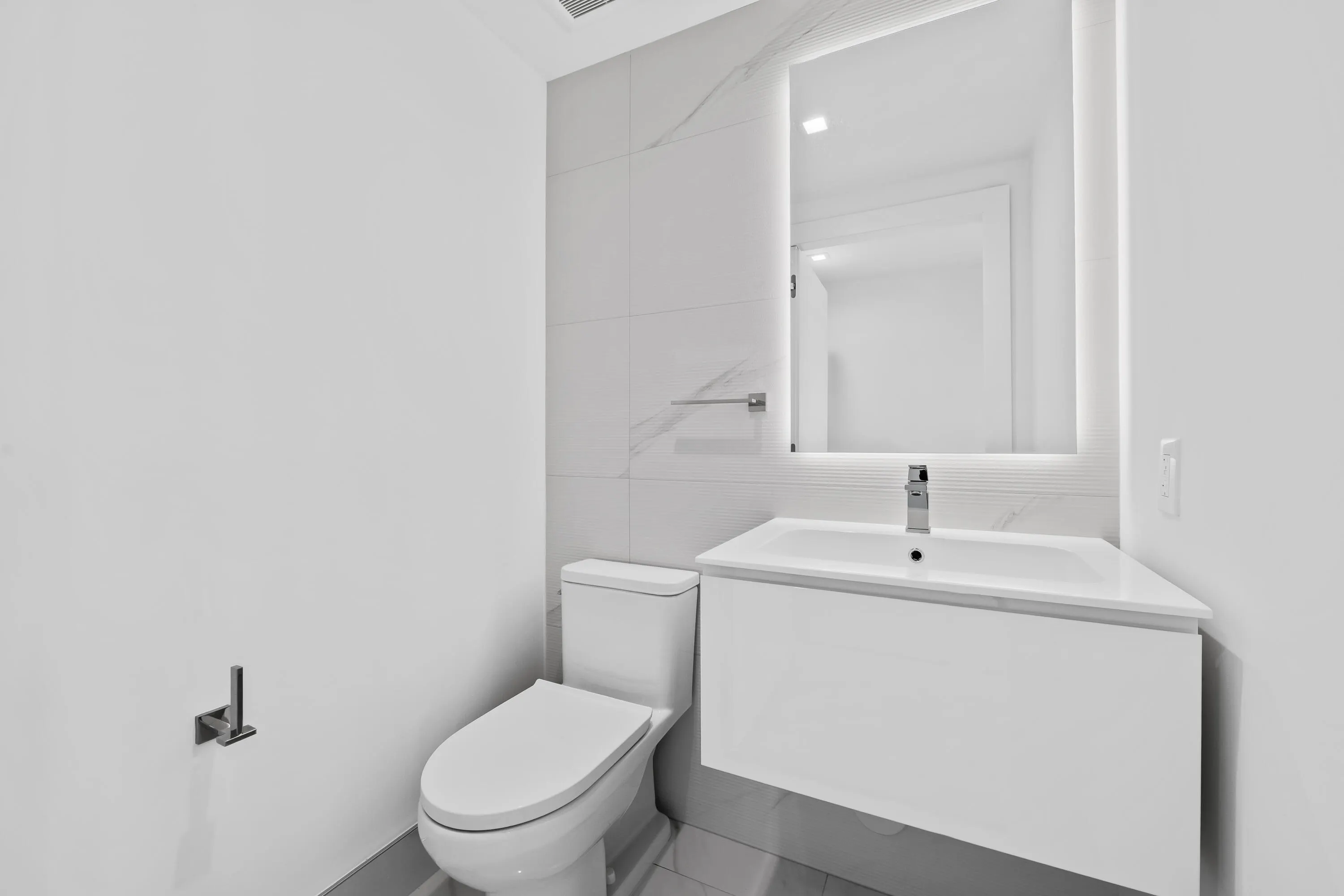 1170 E Hallandale Beach Boulevard #1401
