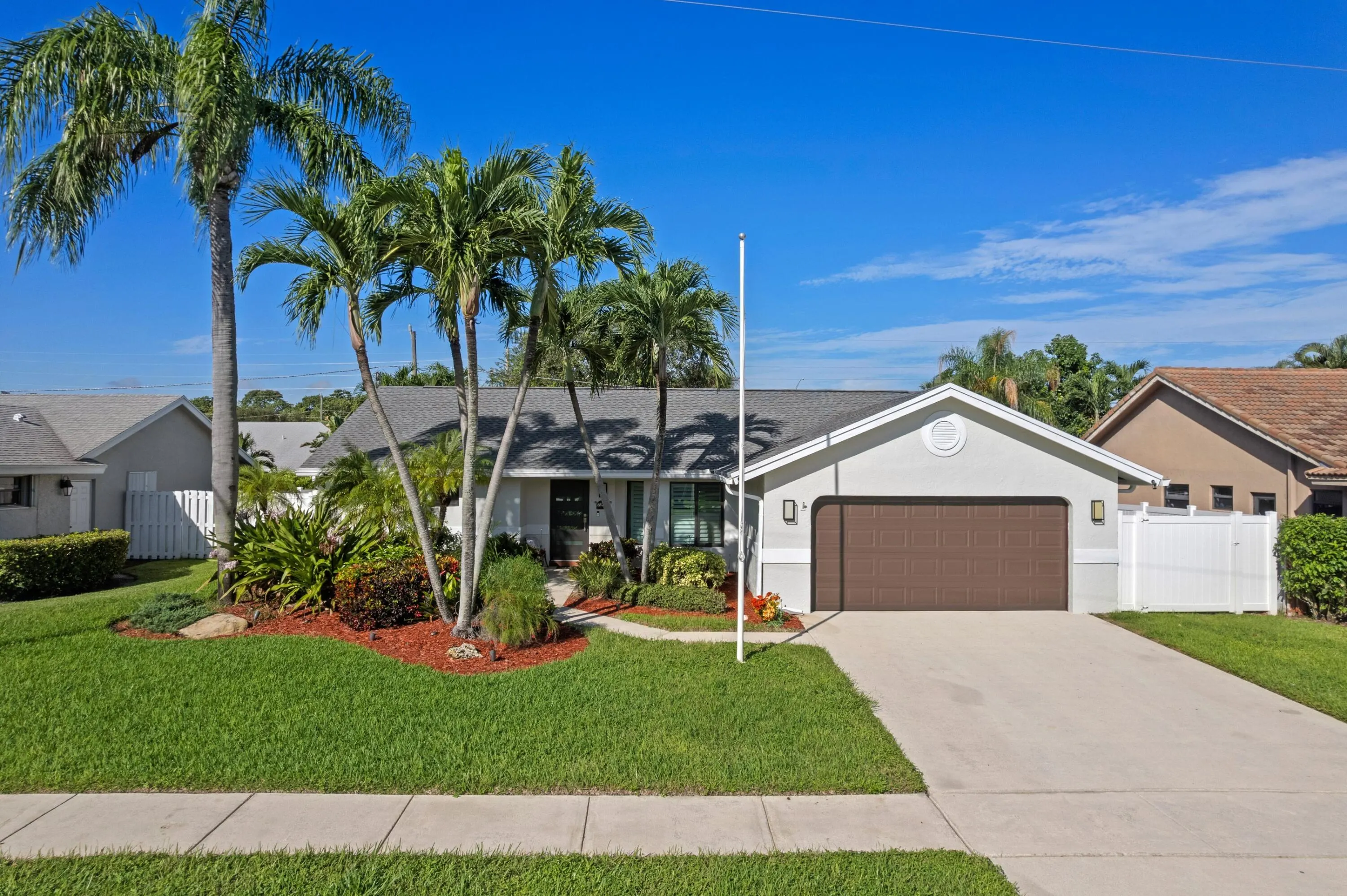 7969 W COUNTRY CLUB Boulevard
