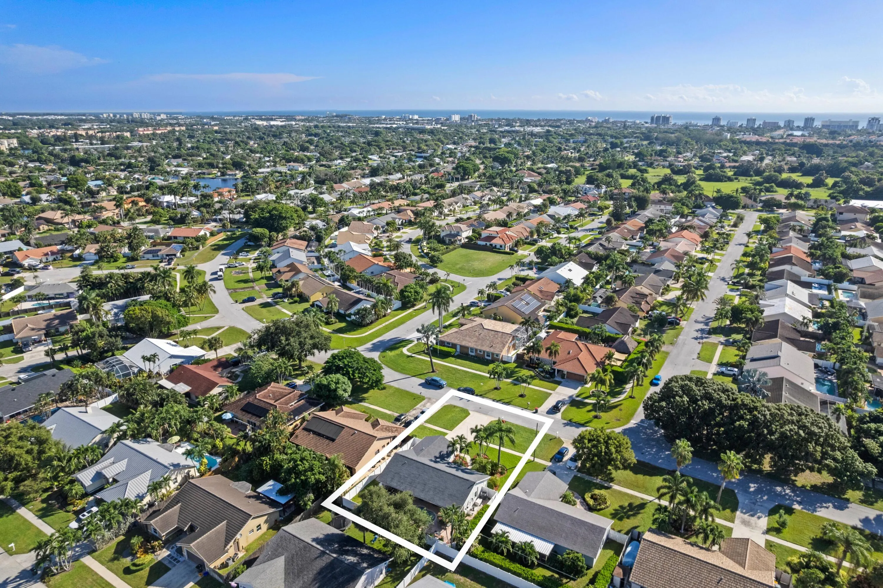 7969 W COUNTRY CLUB Boulevard