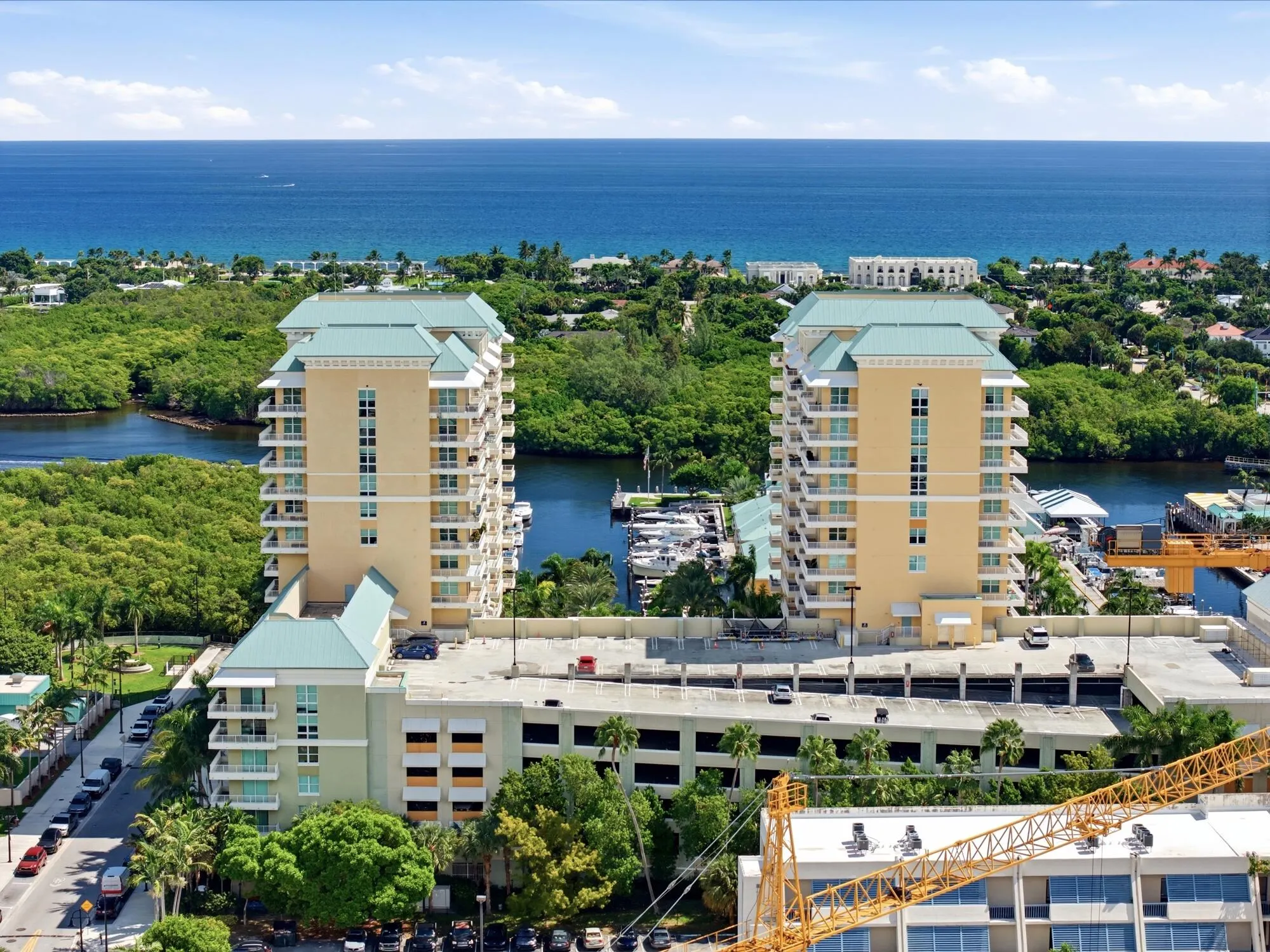700 E Boynton Beach Boulevard