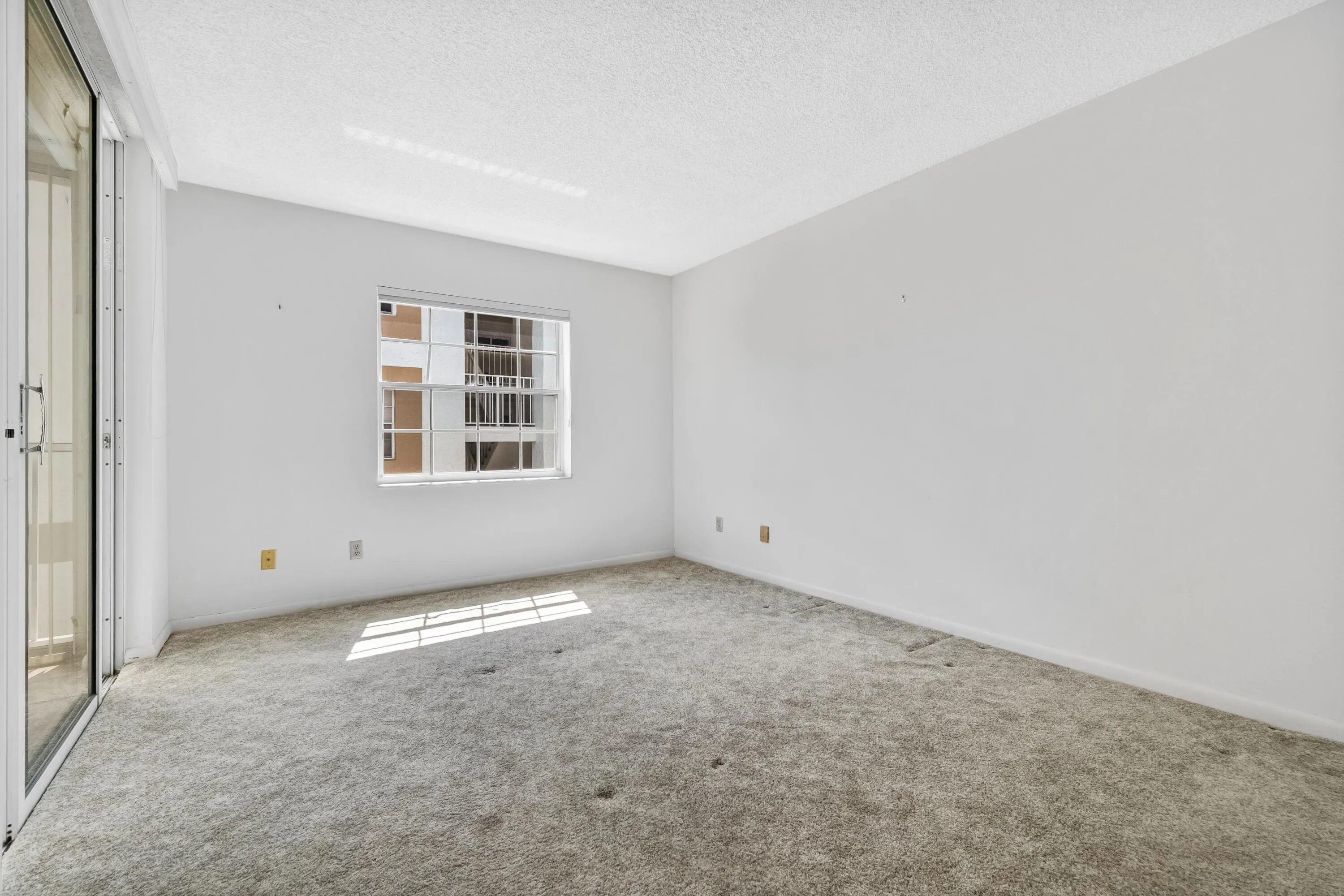 7370 Orangewood Lane ##208