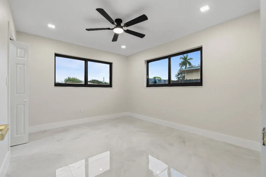 9160 SW 54TH Place