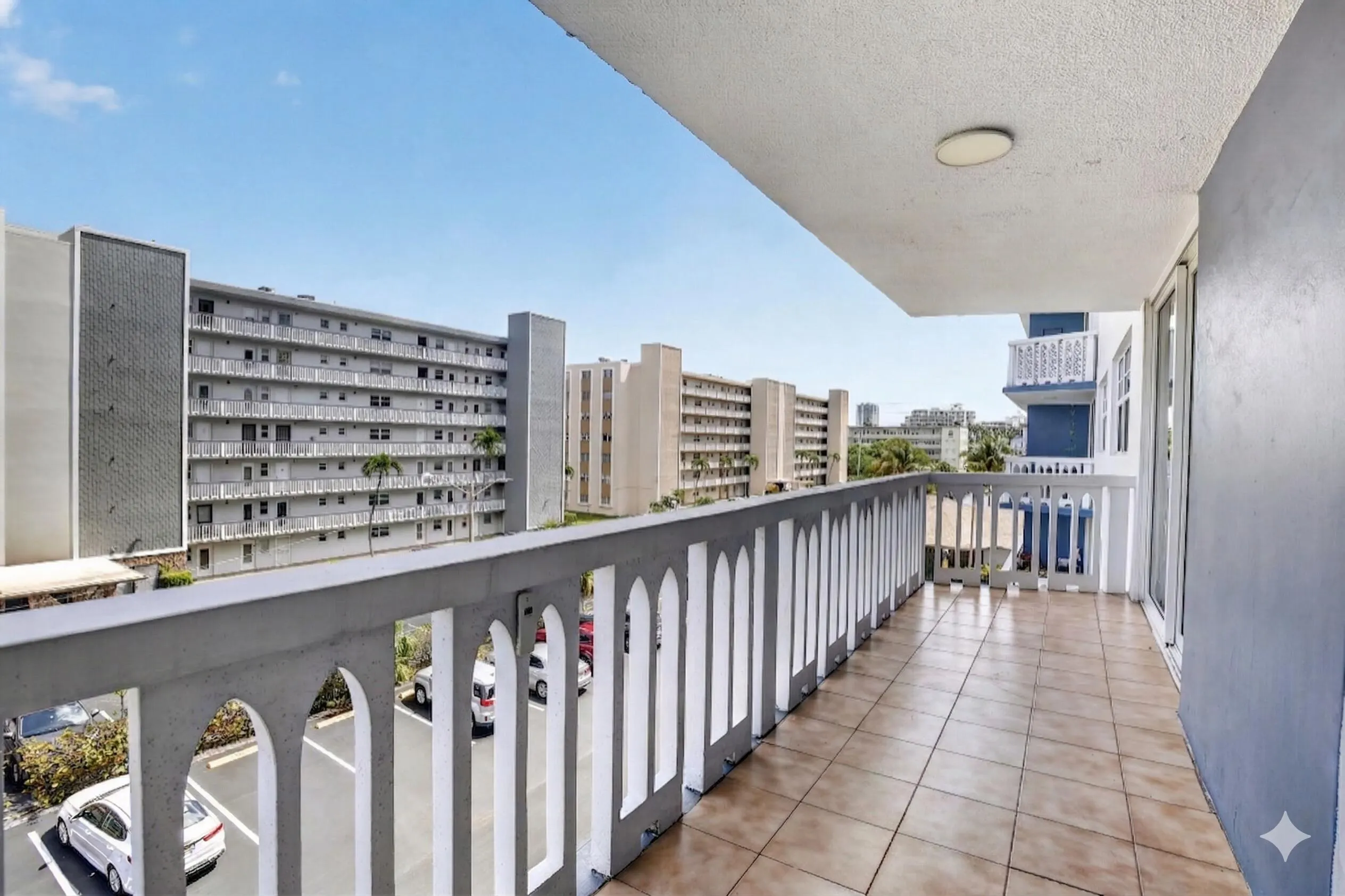 400 NE 12TH Avenue #405