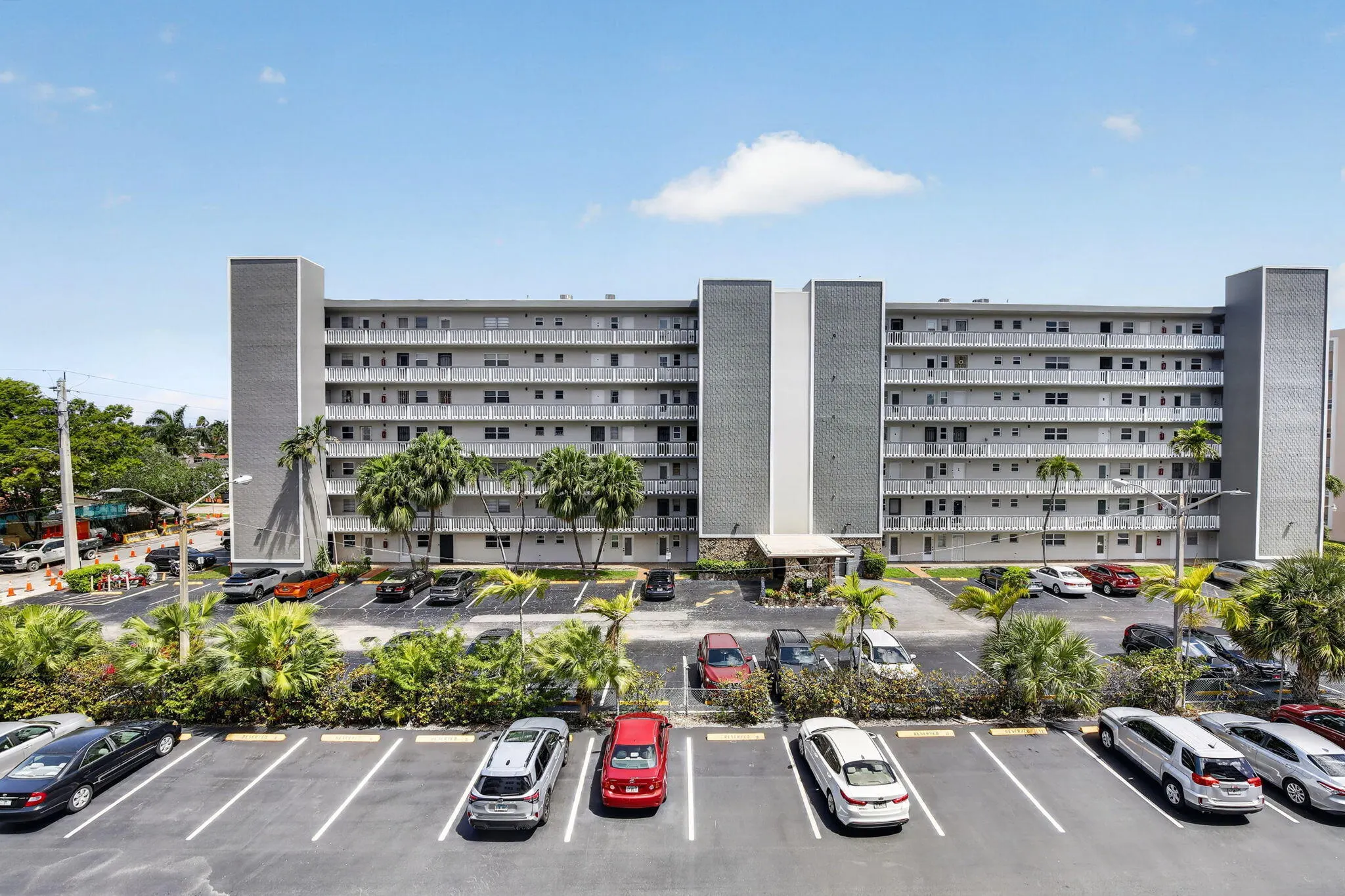 400 NE 12TH Avenue #405