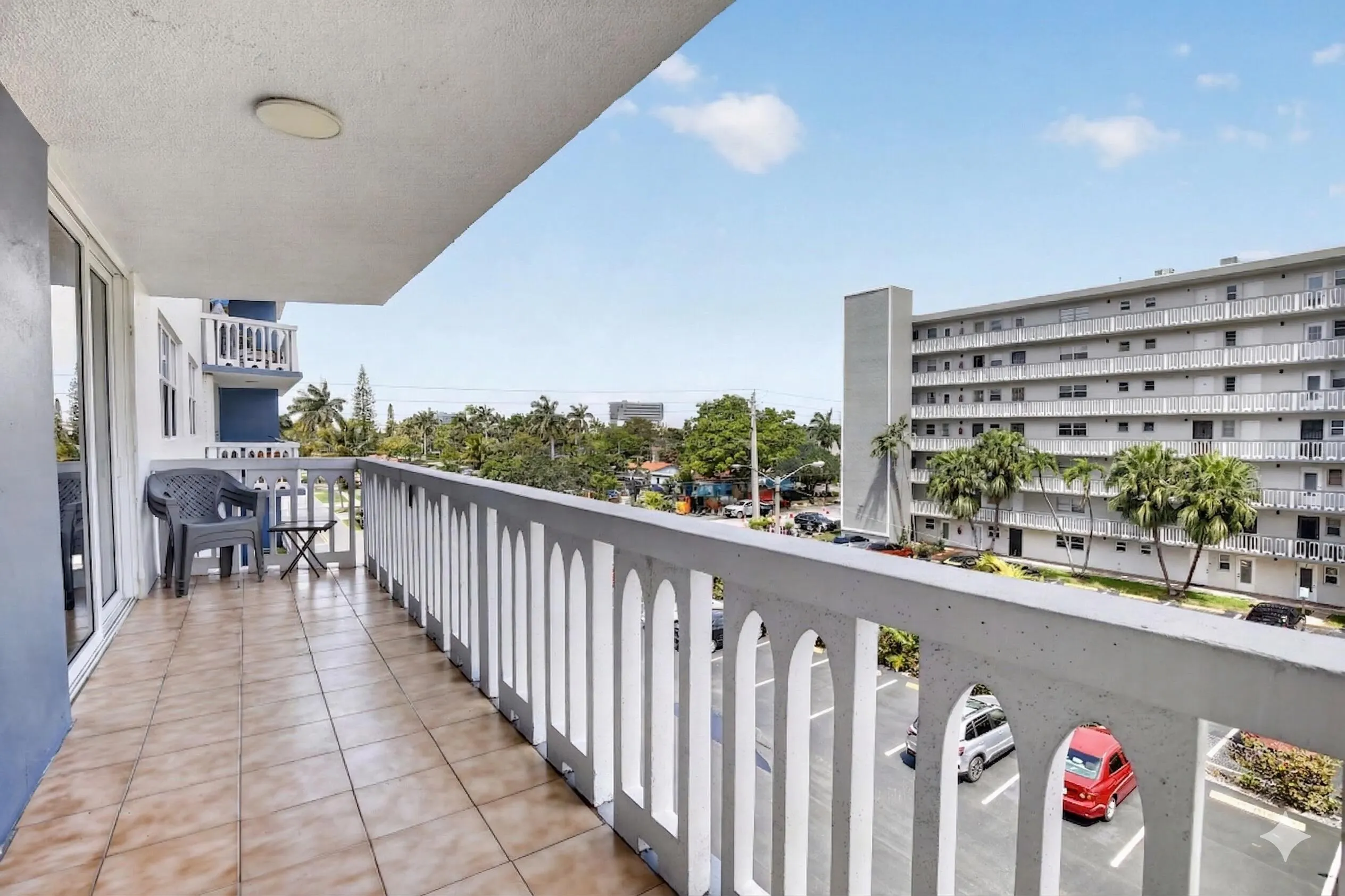 400 NE 12TH Avenue #405