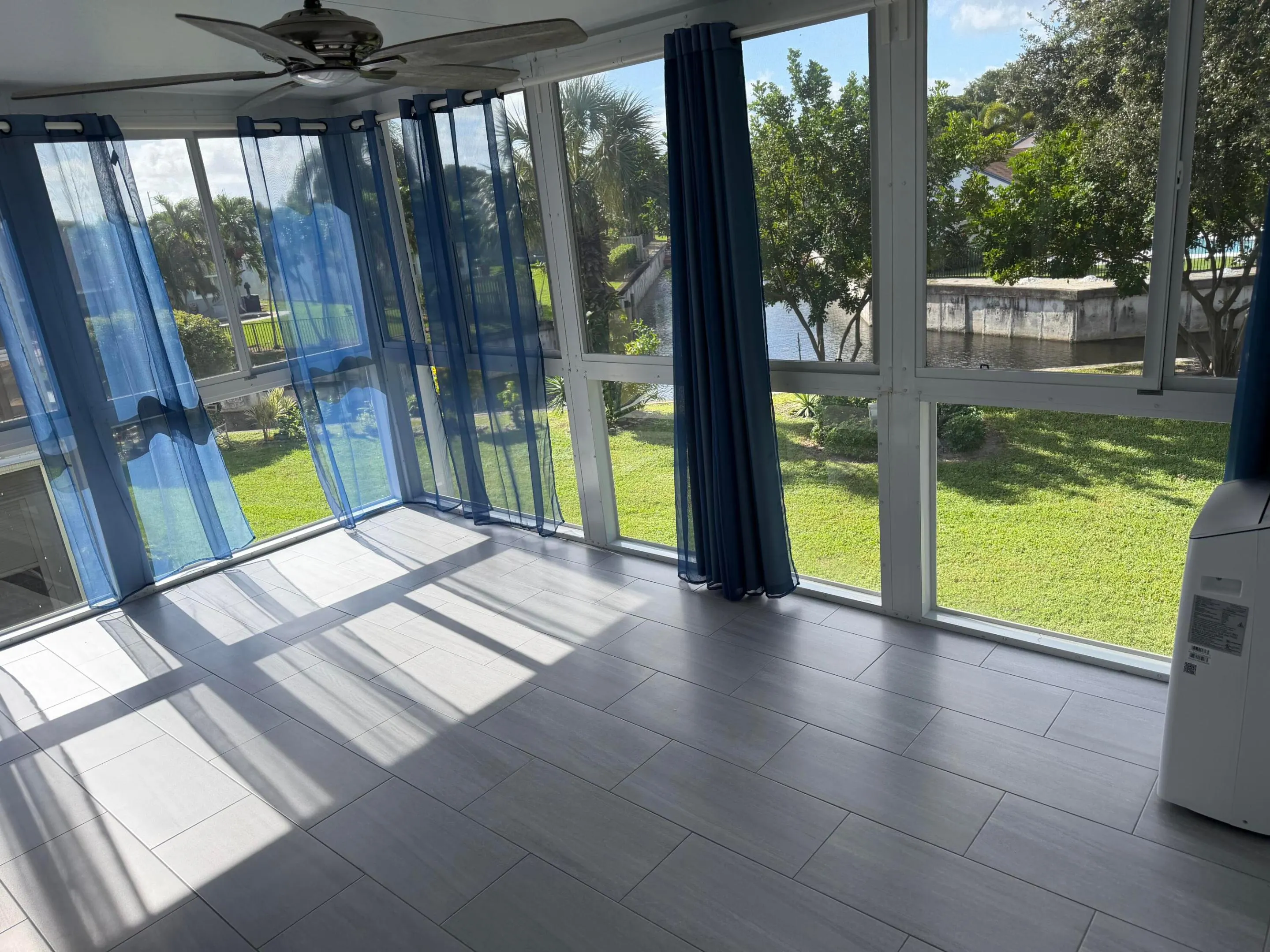 1950 NW 13th Street #203