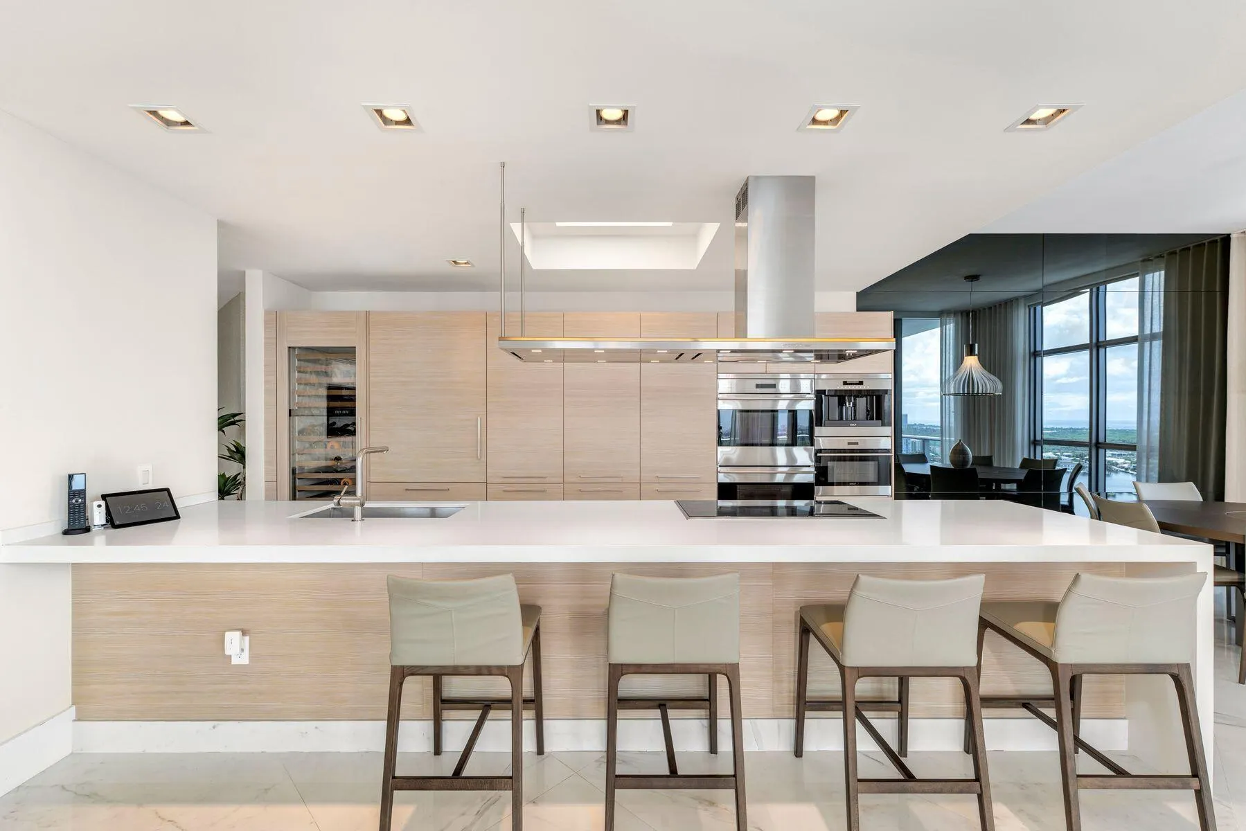 17301 BISCAYNE Boulevard #PH-7