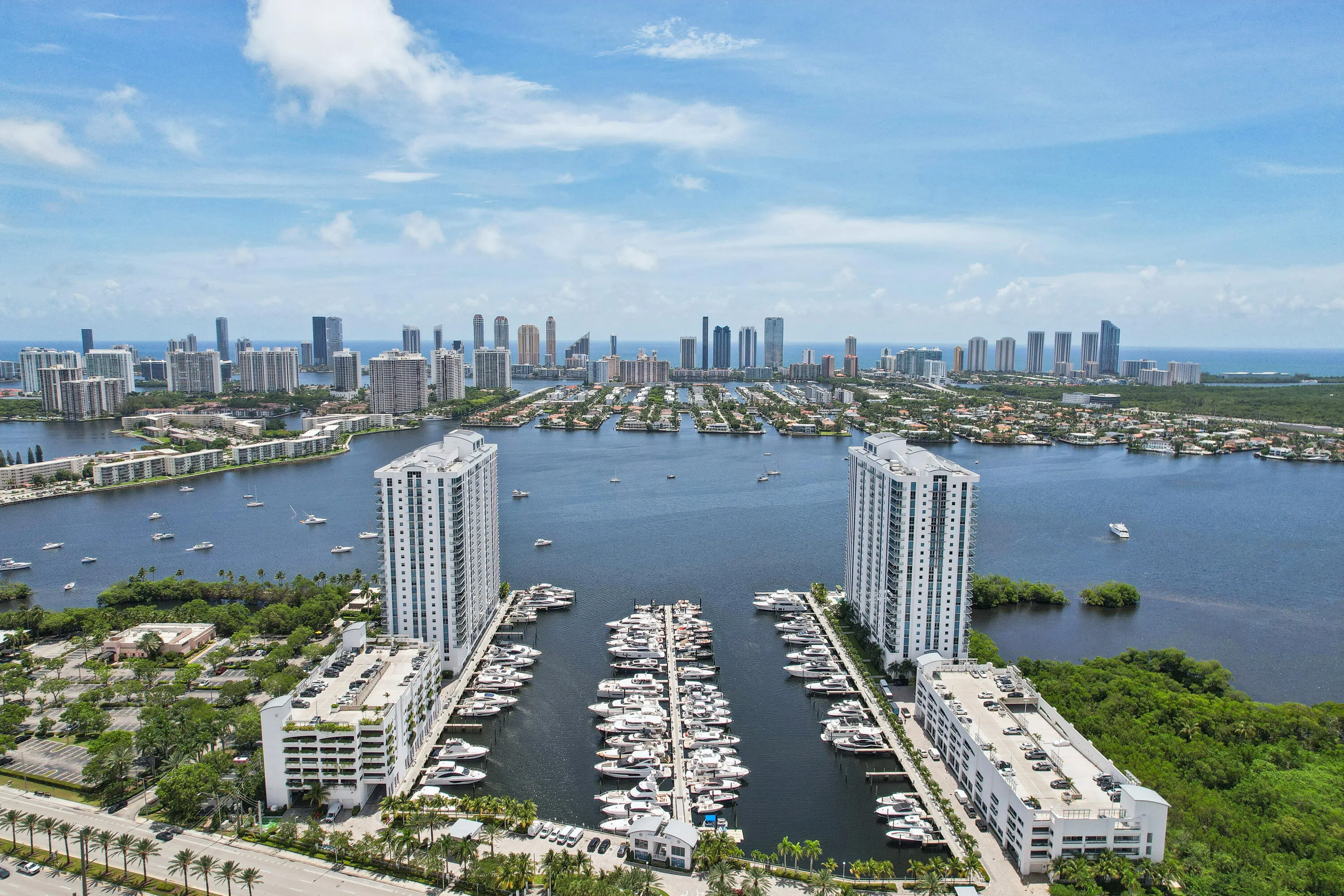 17301 BISCAYNE Boulevard #PH-7