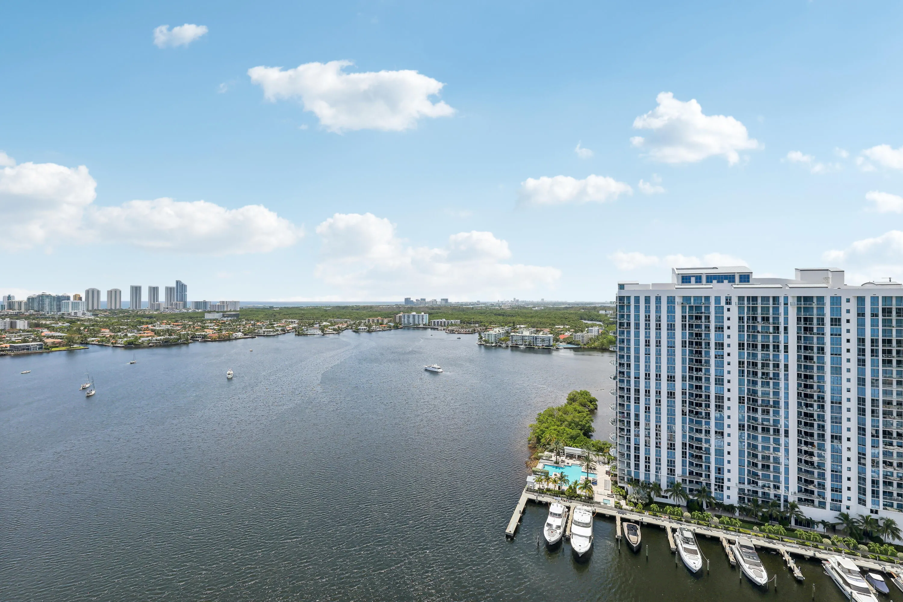 17301 BISCAYNE Boulevard #PH-7
