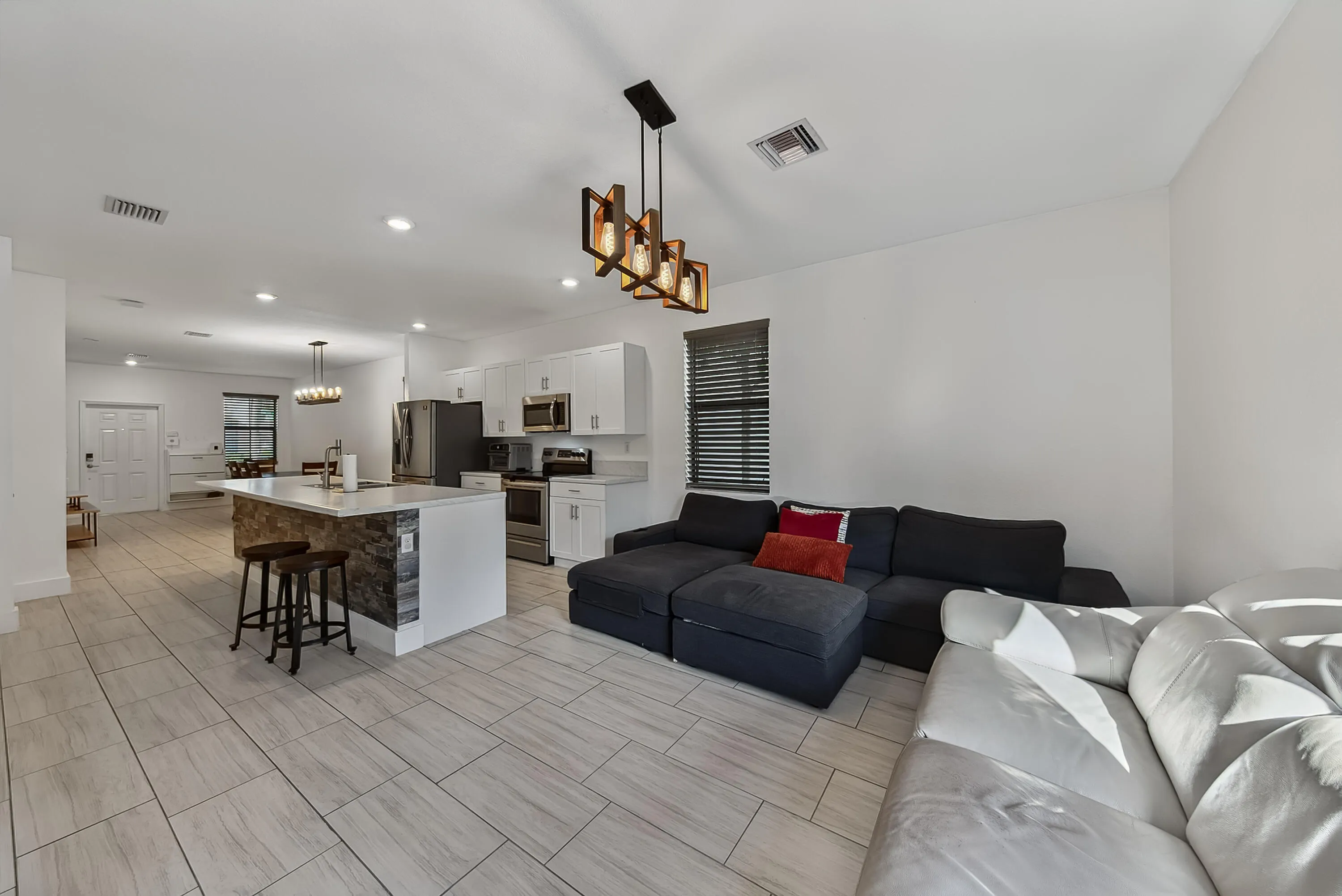 1624 SW 29TH Street