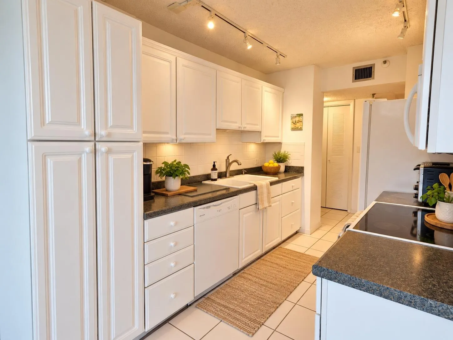 1500 N Ocean Boulevard #203