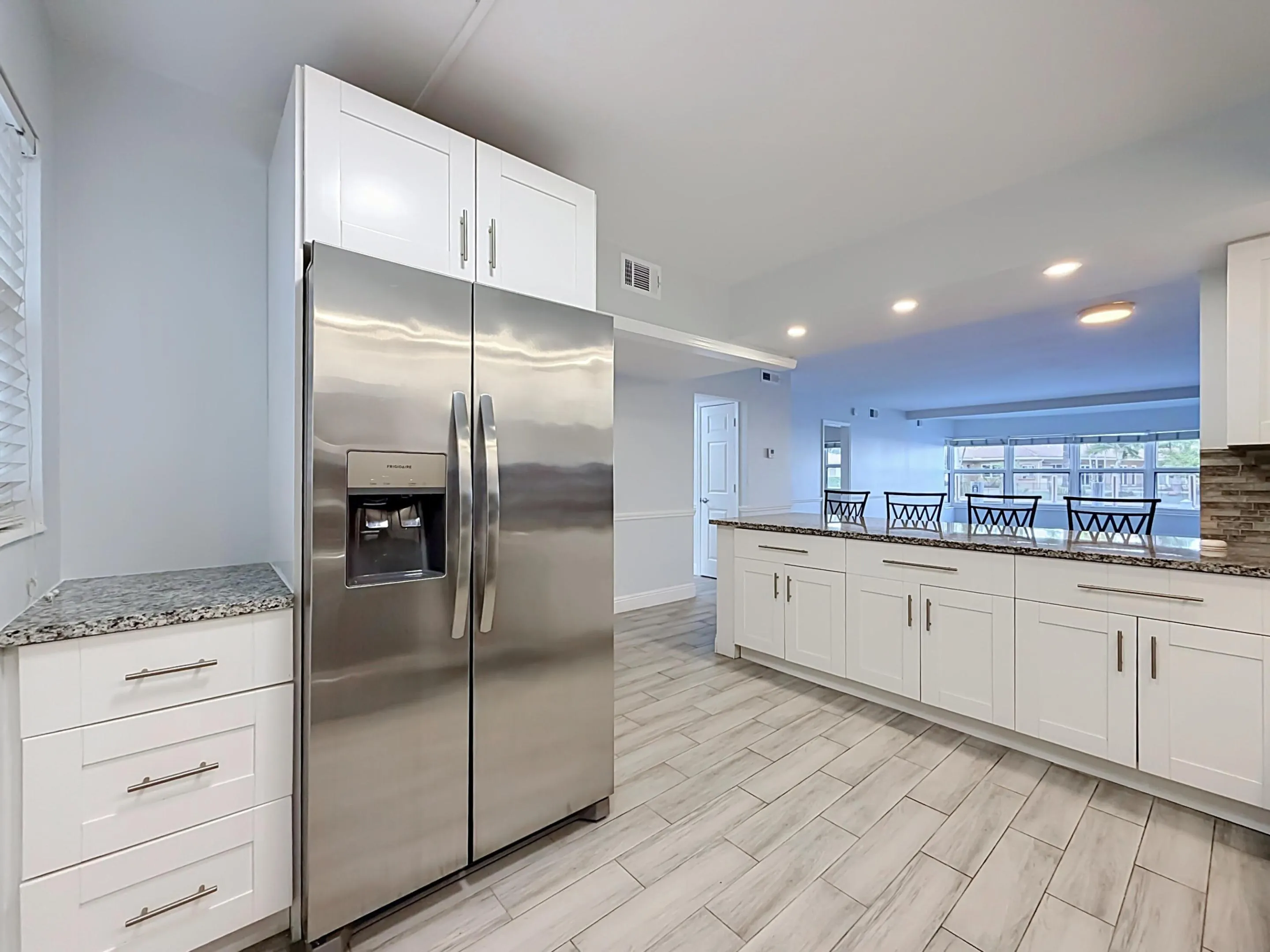 3121 NE 51st Street NE #102E