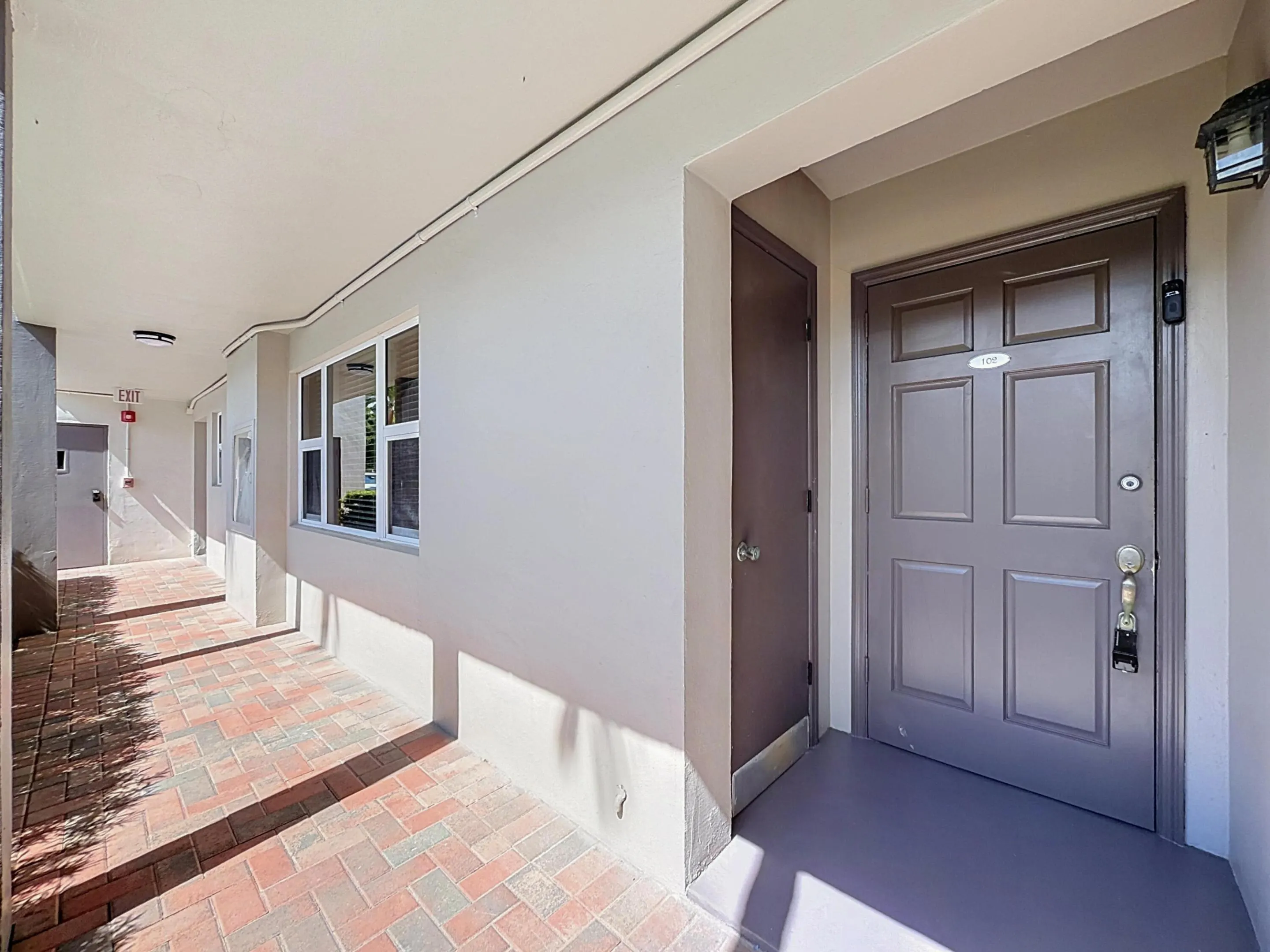 3121 NE 51st Street NE #102E