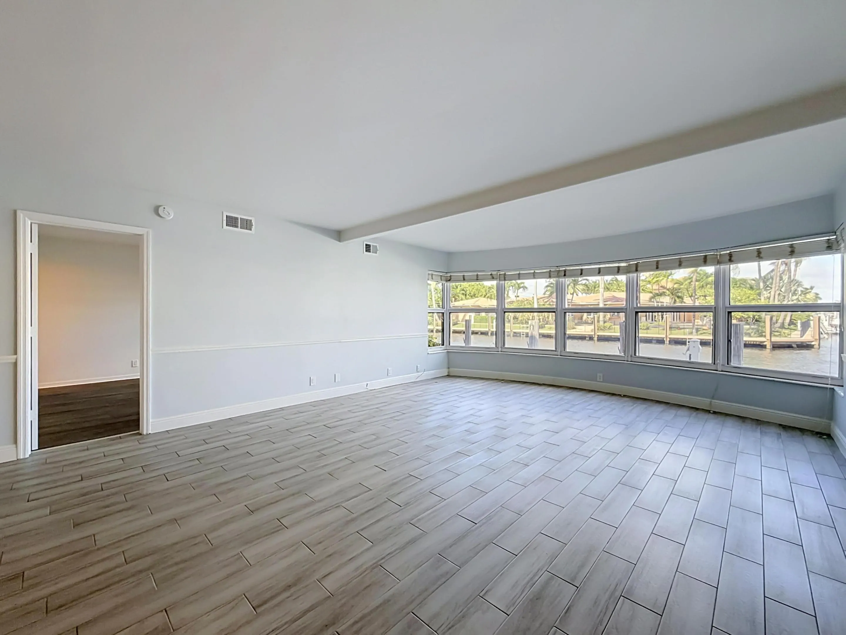 3121 NE 51st Street NE #102E