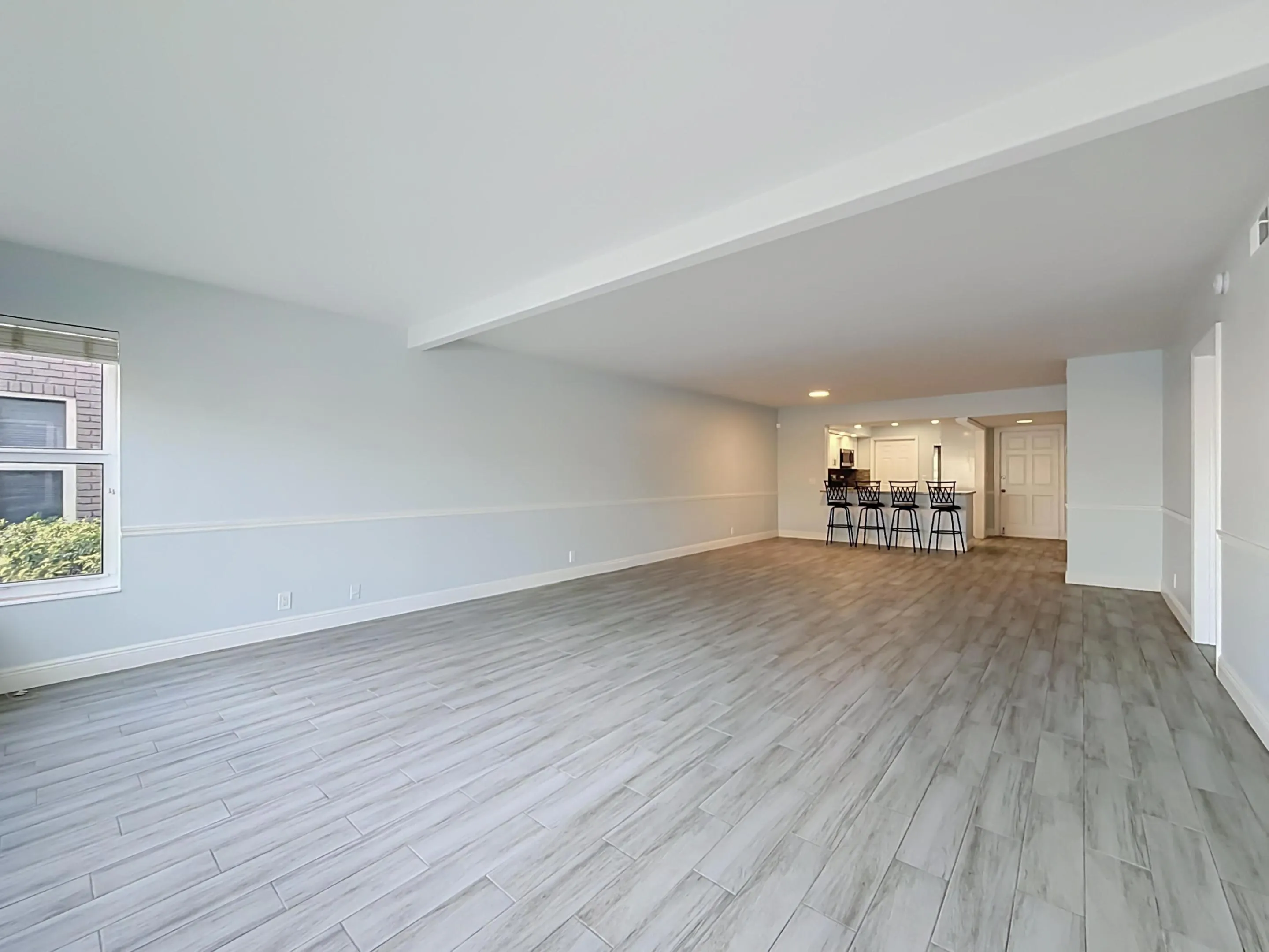 3121 NE 51st Street NE #102E