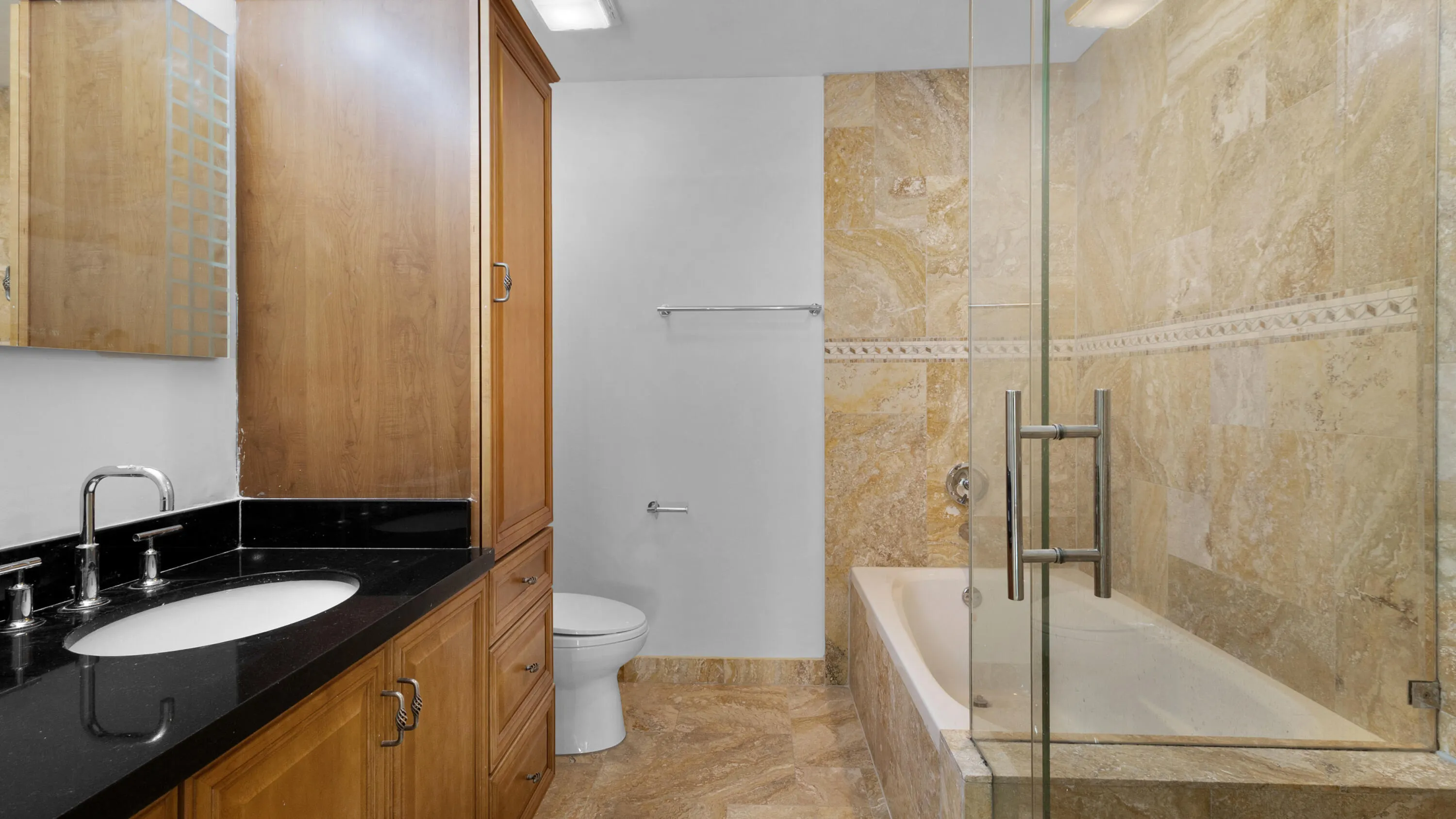 1301 N RIVERSIDE Drive #7