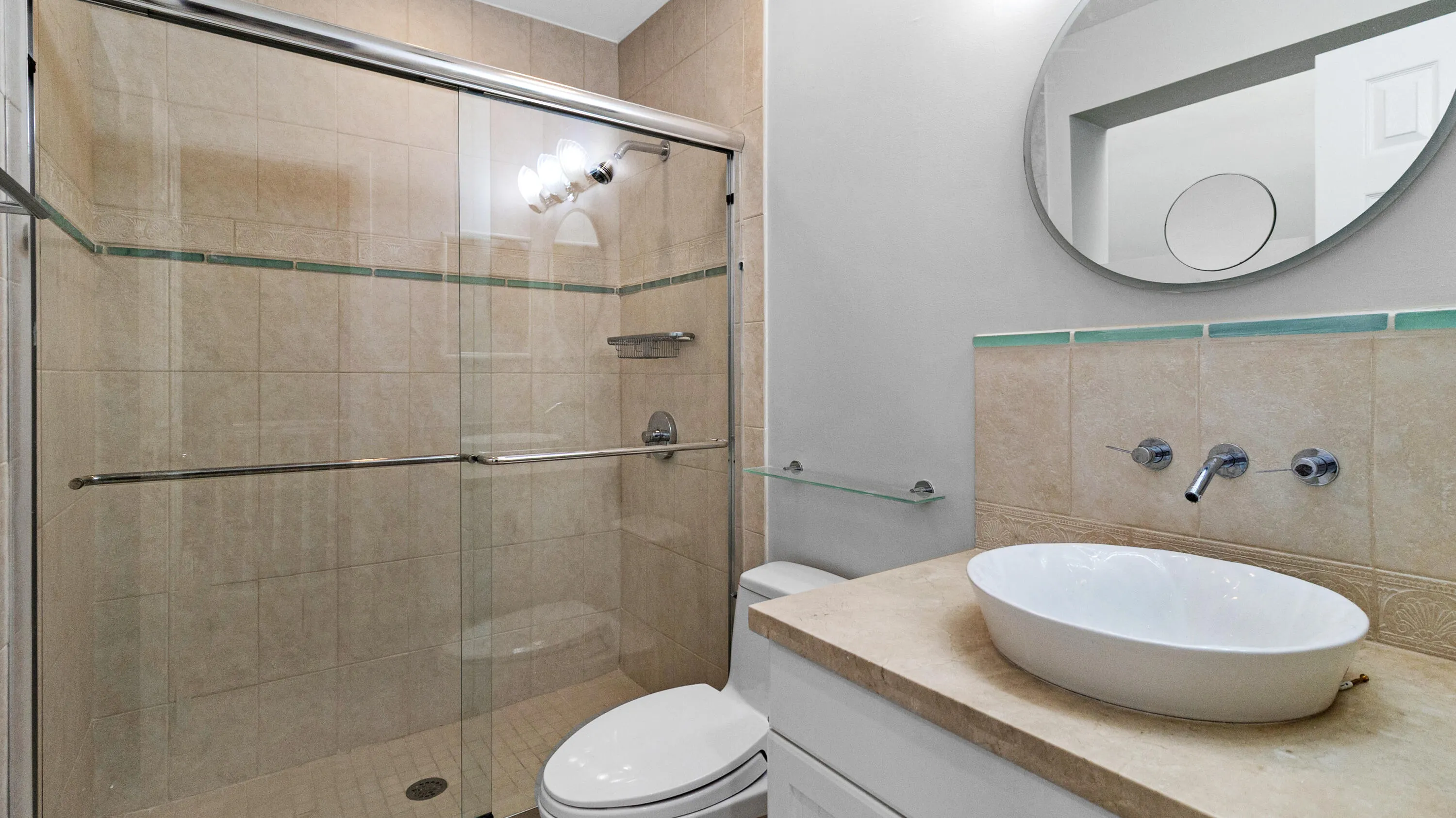 1301 N RIVERSIDE Drive #7
