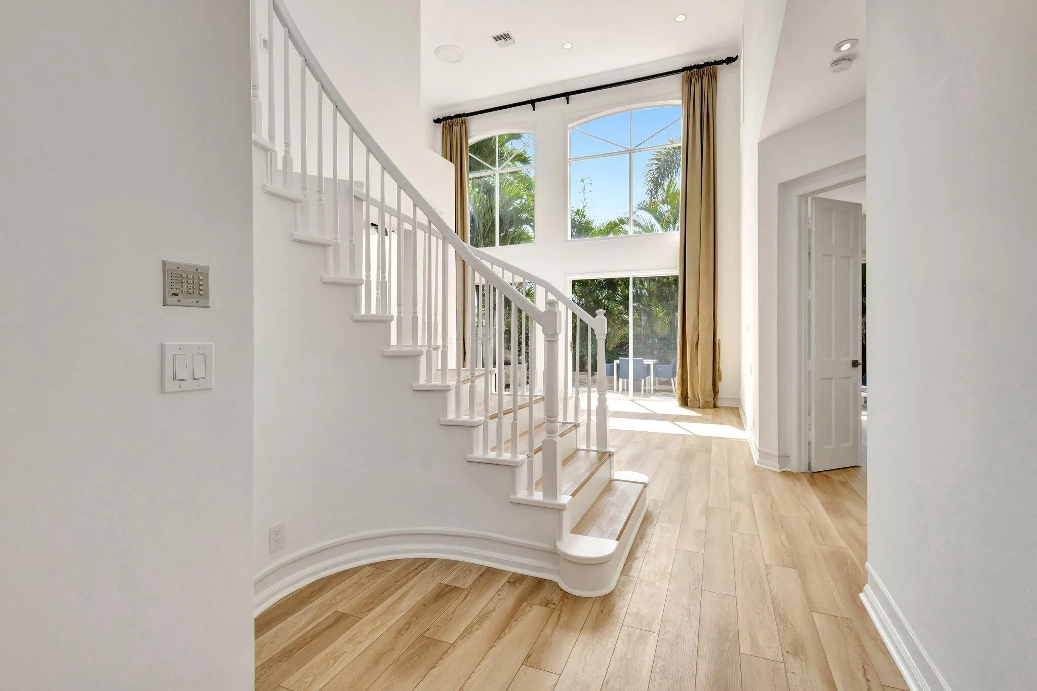 2526 NW 52ND Street