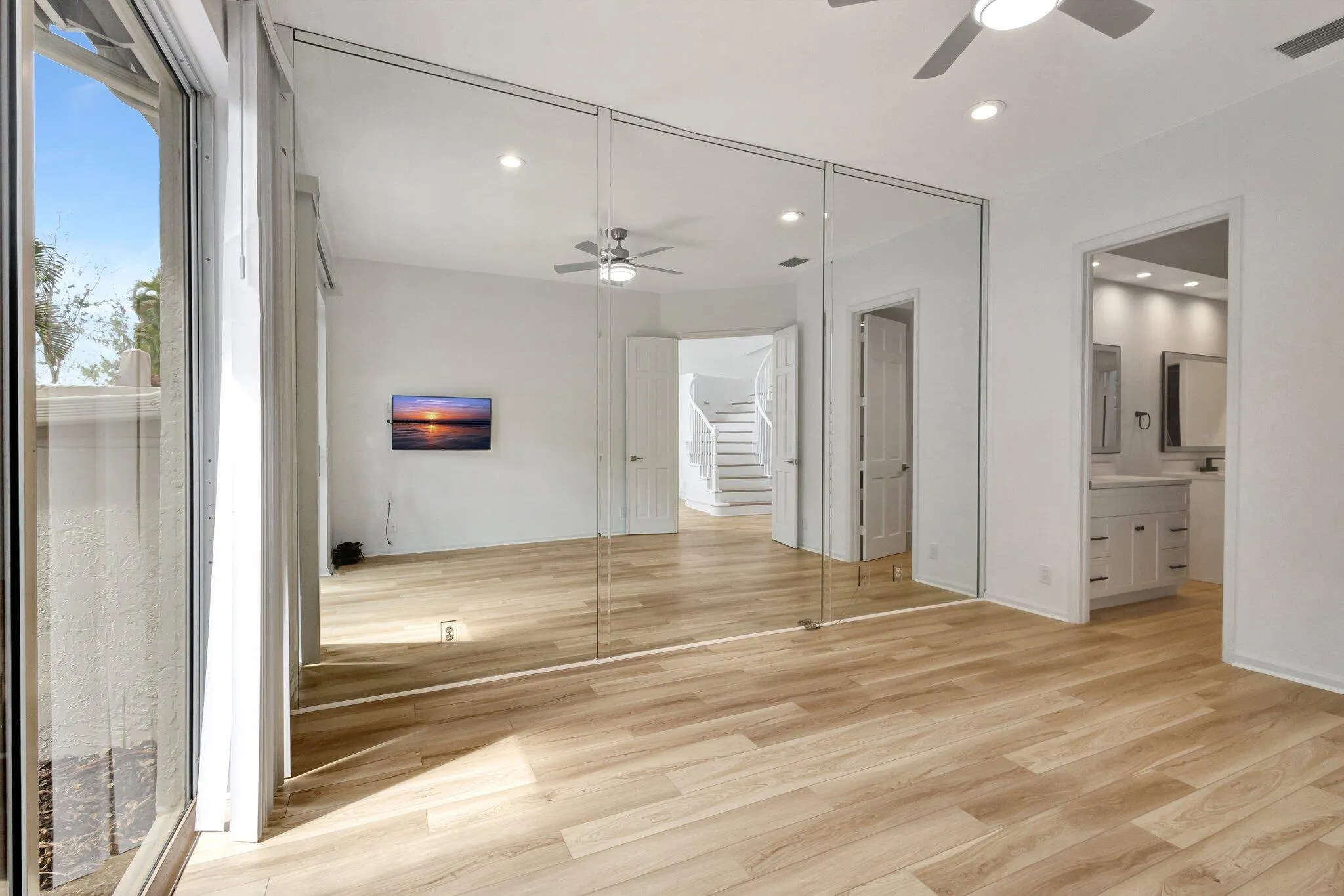 2526 NW 52ND Street