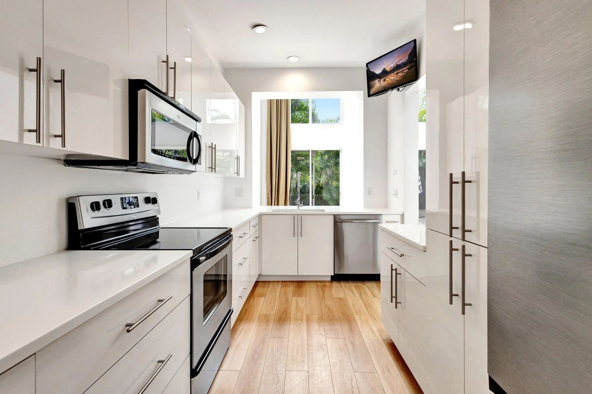 2526 NW 52ND Street