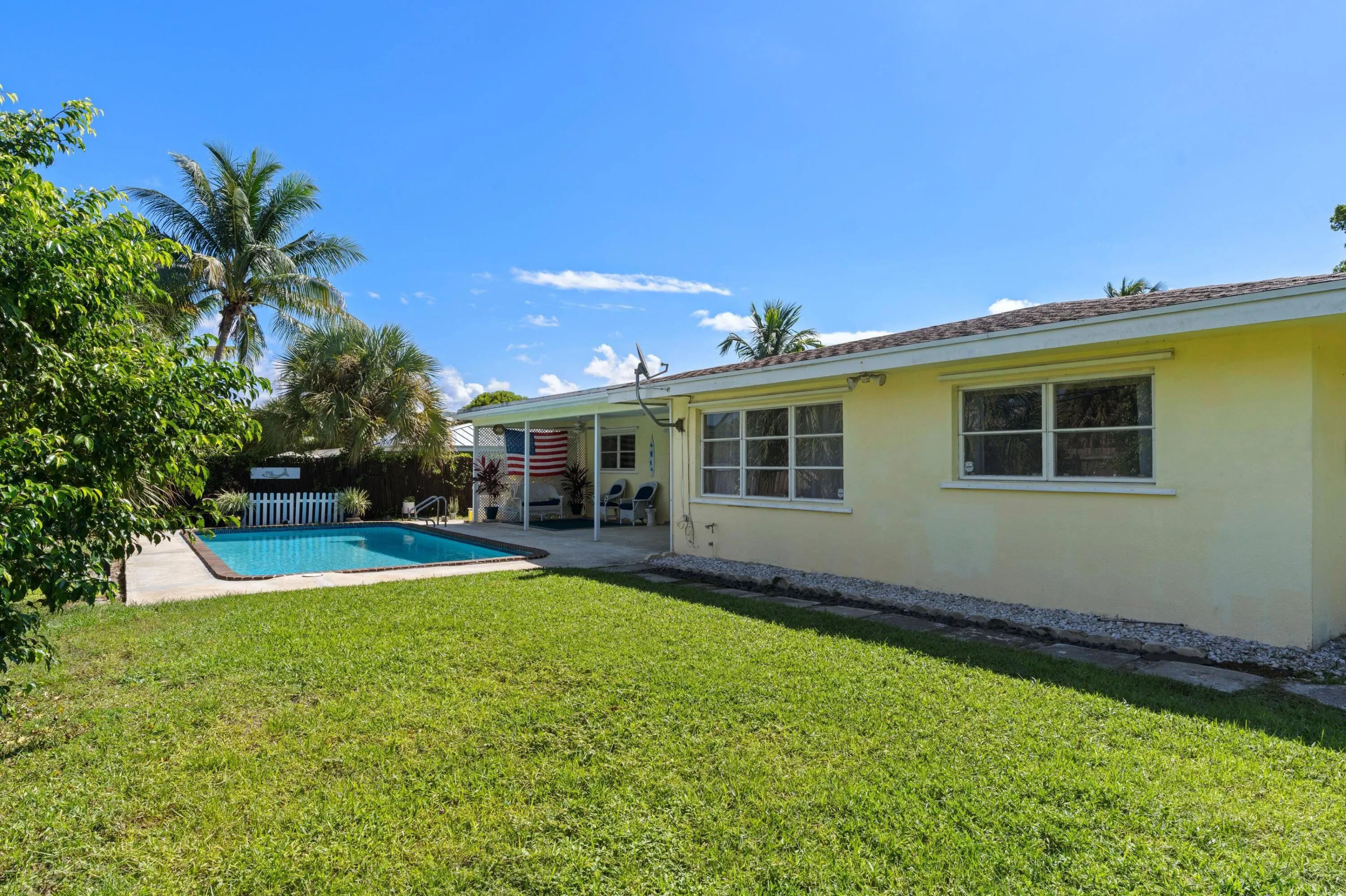 2867 SE 1st Court