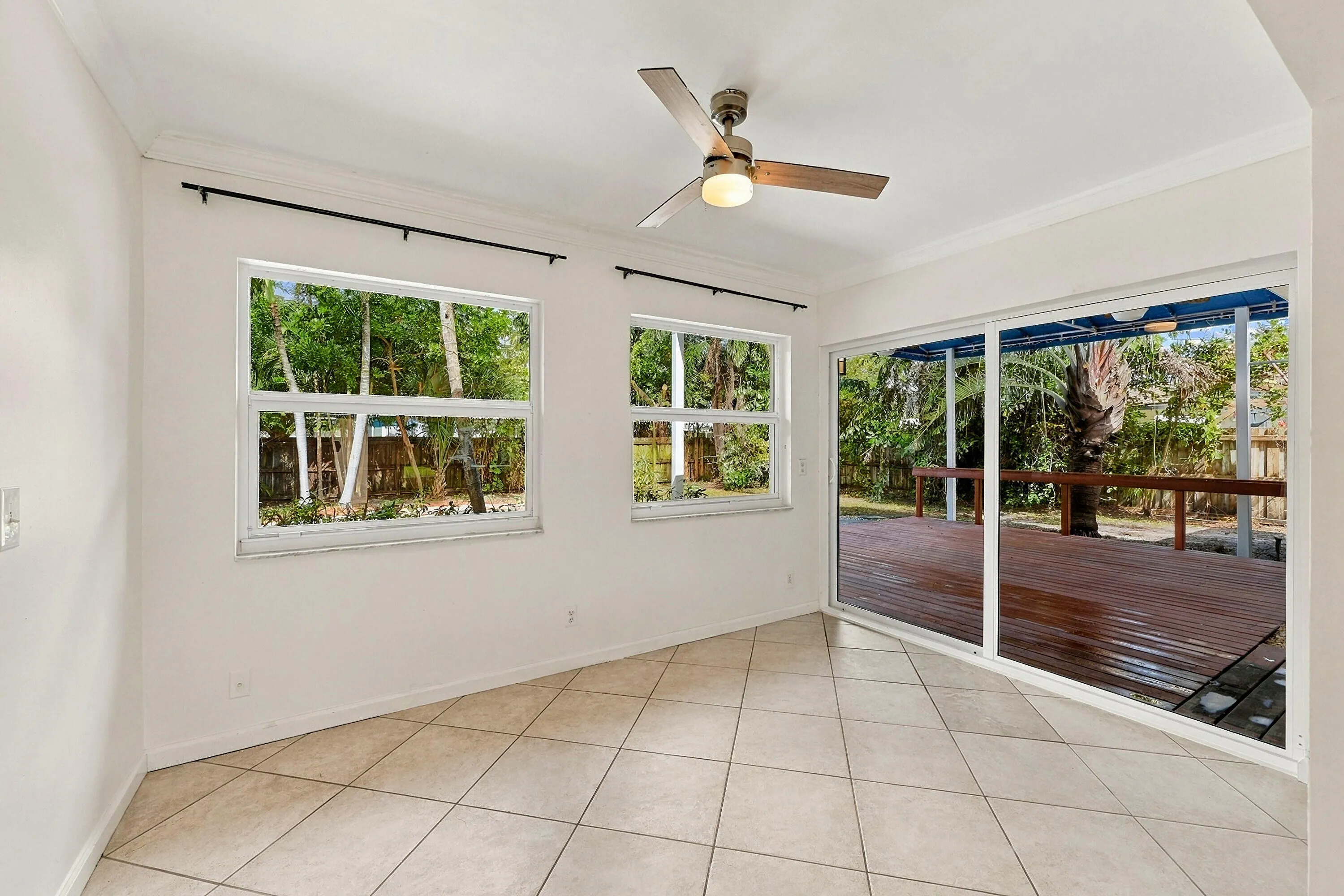 617 NW 28th Court ##617