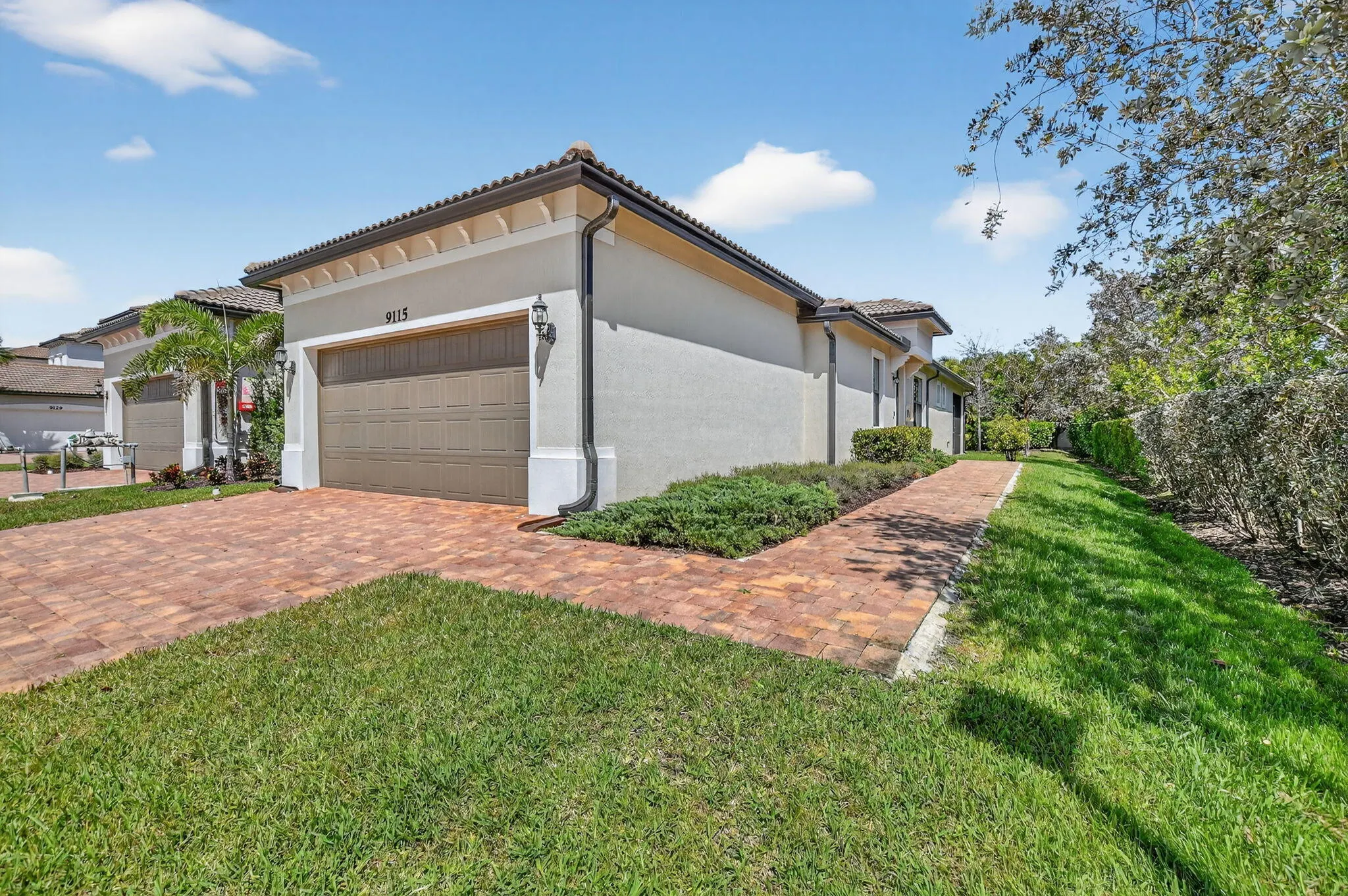 9115 Passiflora Way
