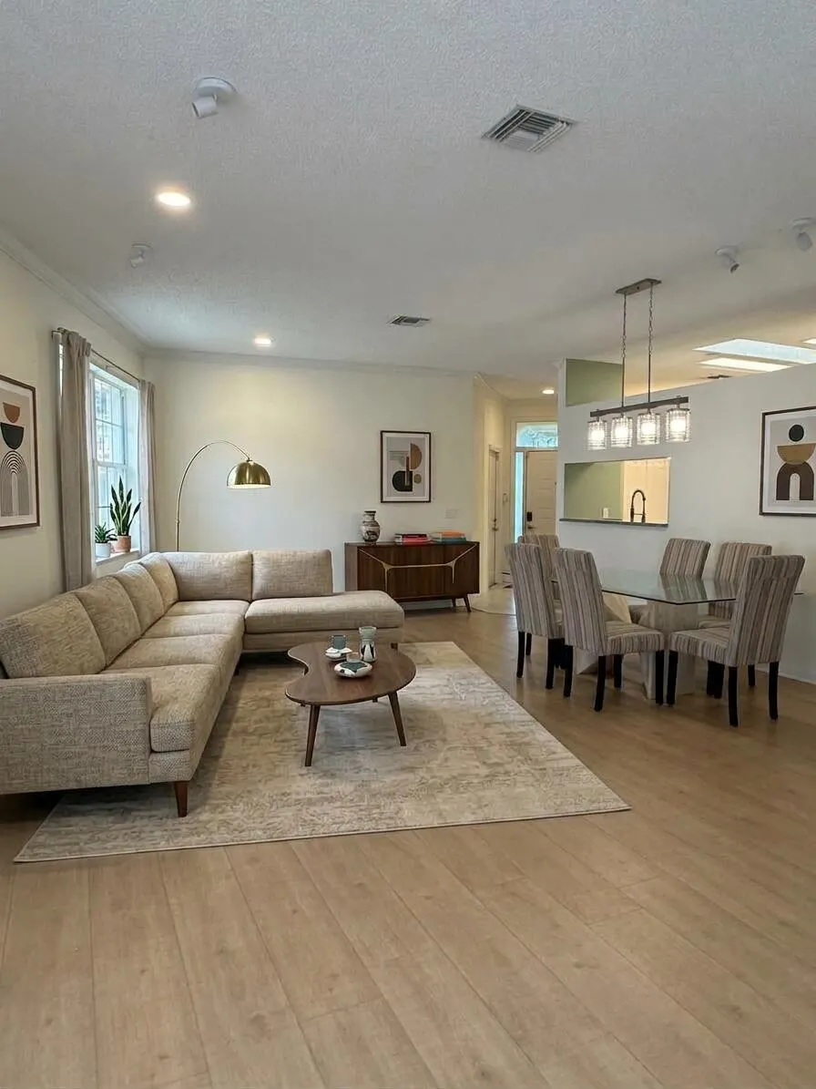 7705 Mansfield Hollow Road