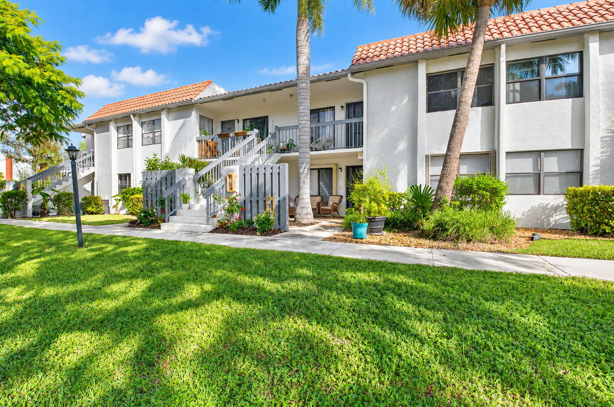 55 TROPIC ISLE Drive #33D