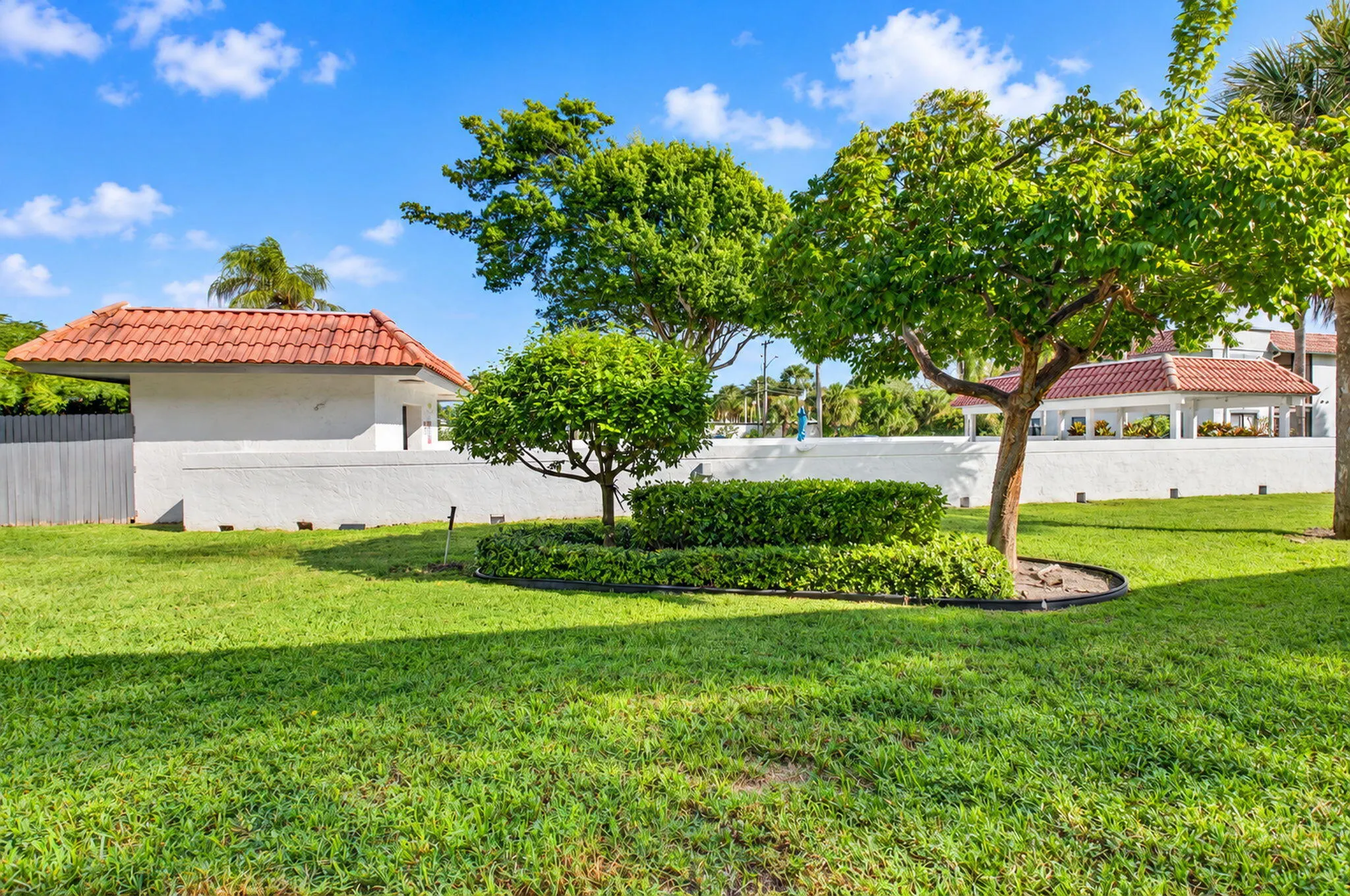 55 TROPIC ISLE Drive #33D