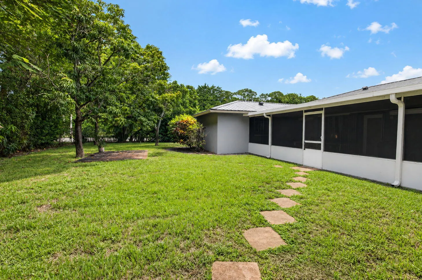 5029 Madison Road